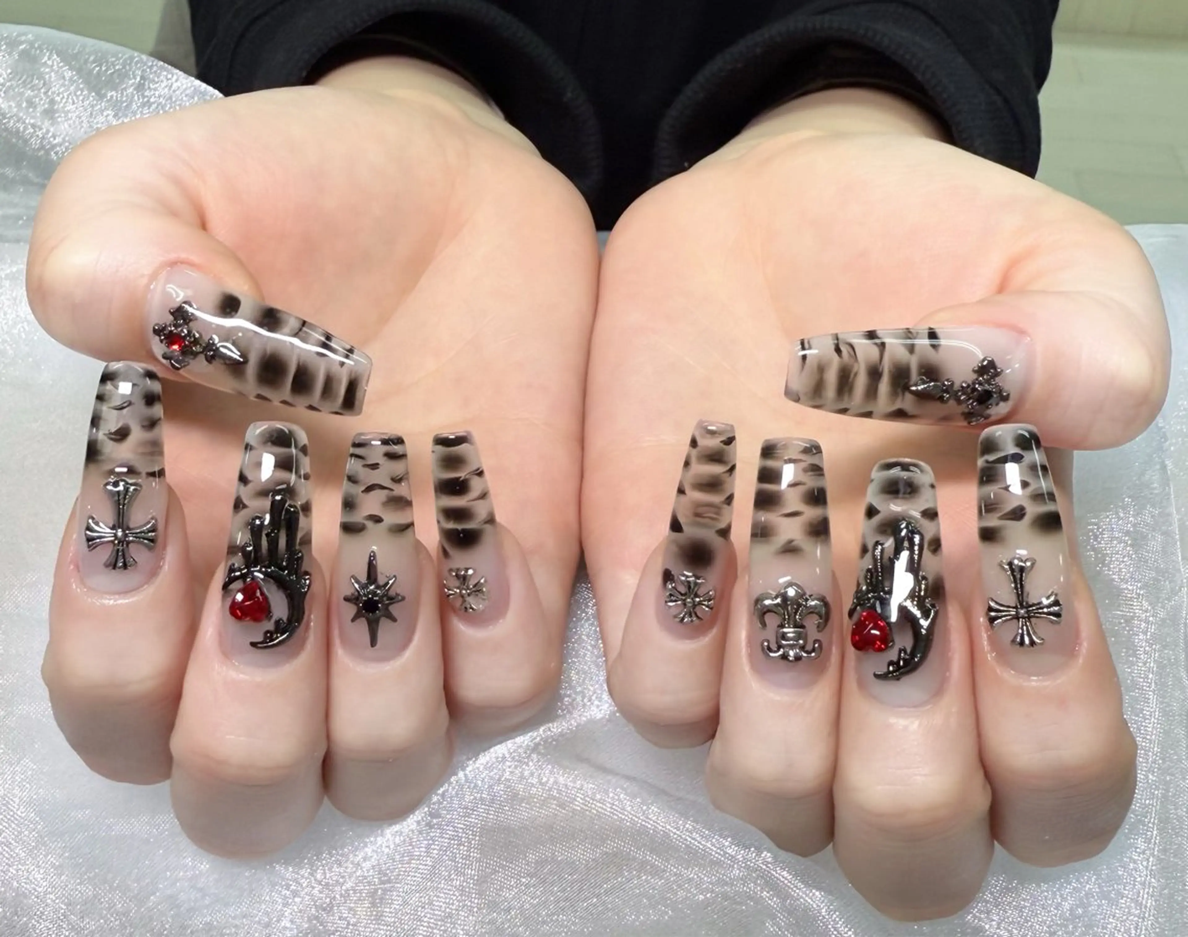 ネイル RiNo Nail Salon所属・RinO Nail 大阪のネイルデザイン