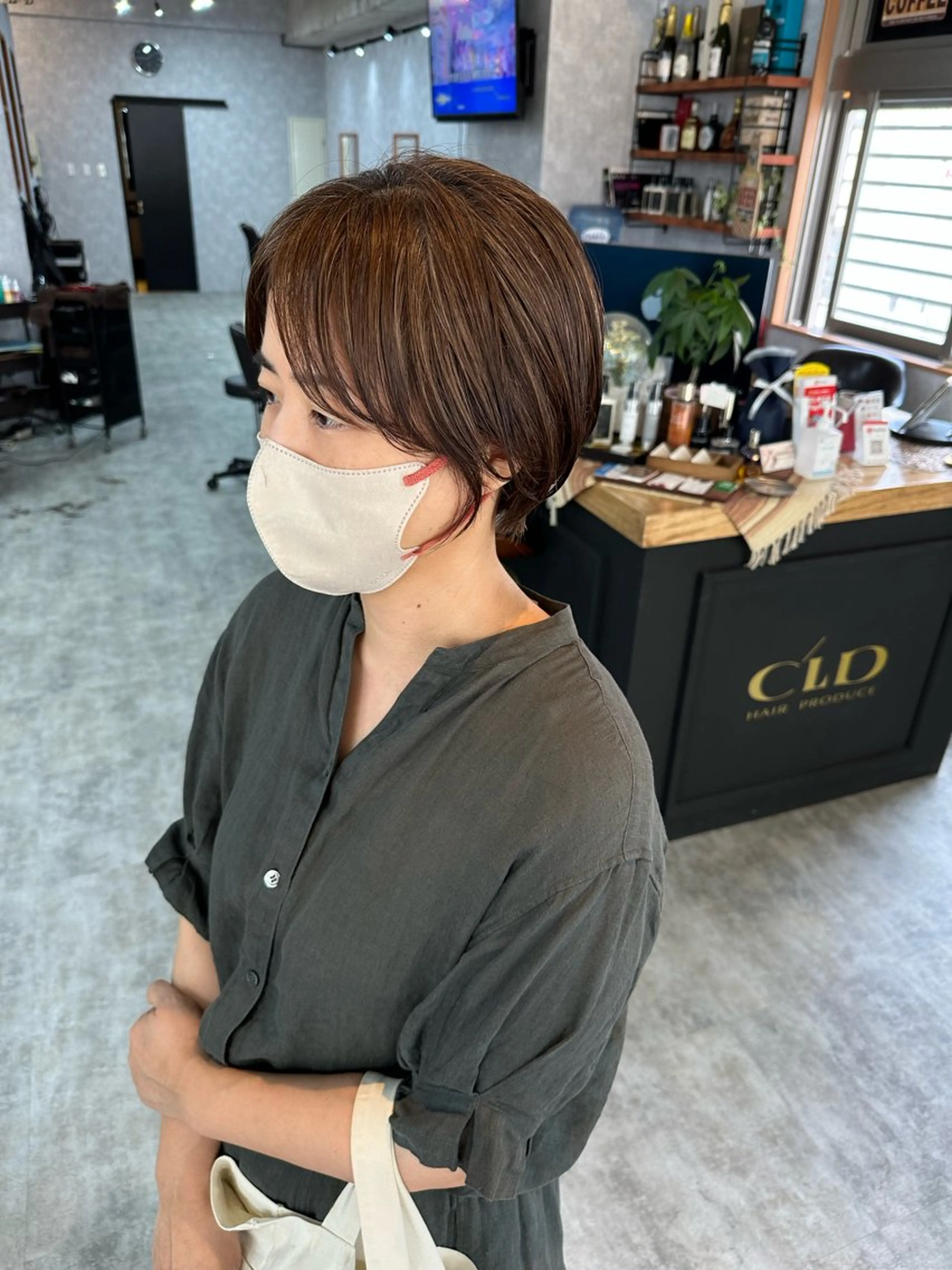 ショート 切りっぱなしボブ ショートボブ ハンサムショート 丸みショート ボブ C’LD hair  produce /シールドヘア所属・モテ髪/ボブ/ショー ト/アダチフウトのヘアスタイル