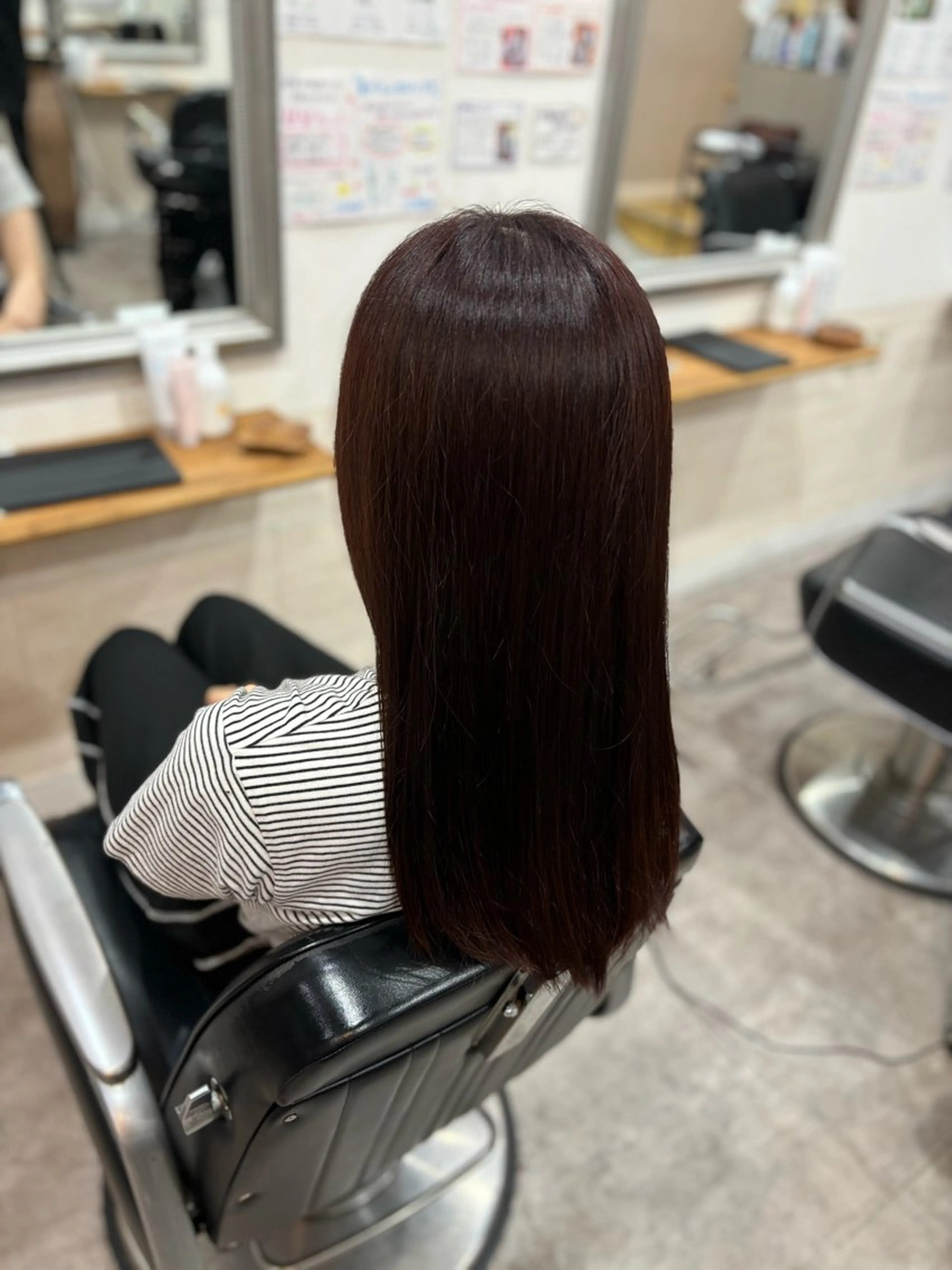 ロング カラー 生尾 虹水のヘアスタイル
