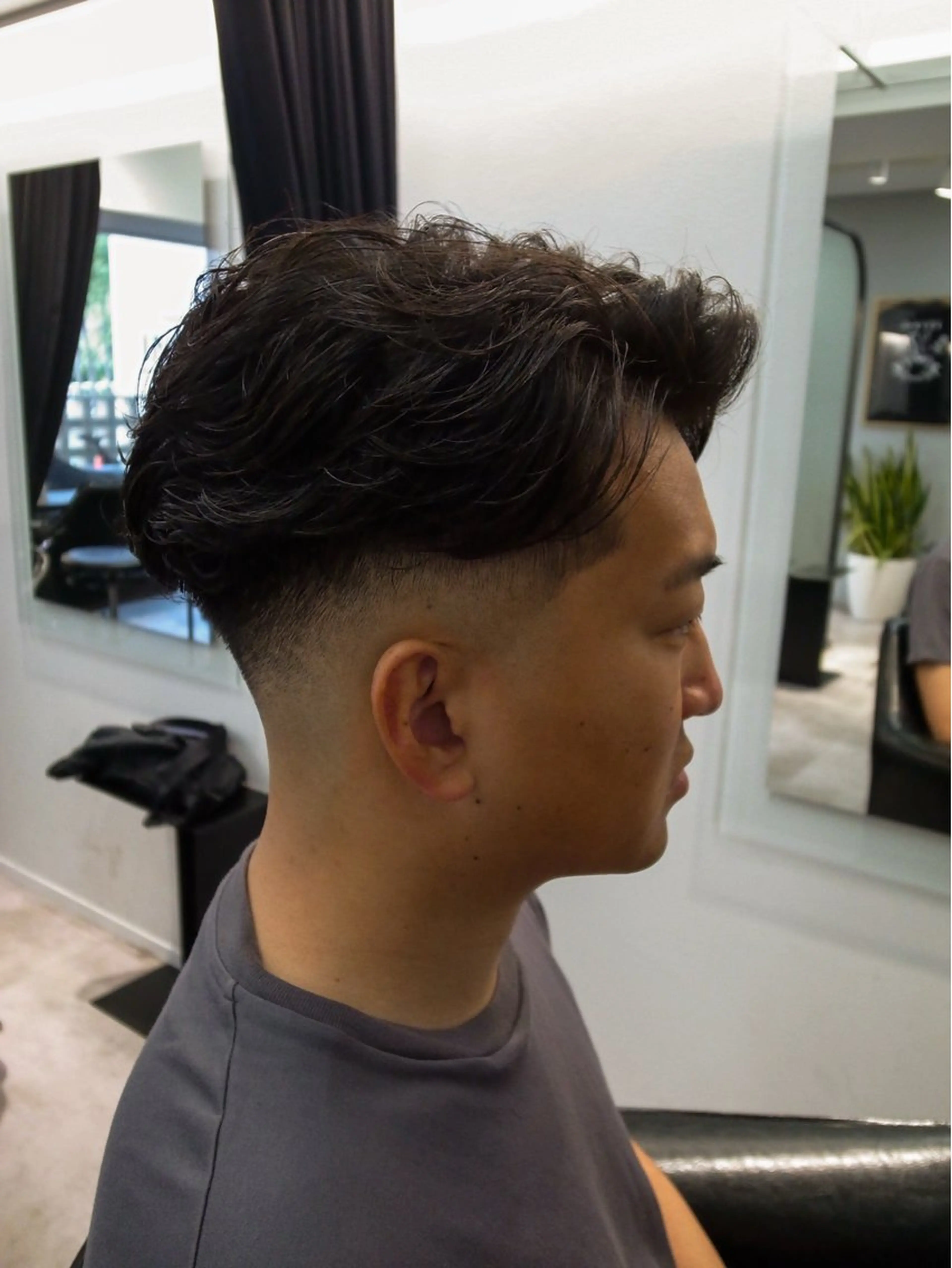 ショート パーマ メンズ カット INTRO SHIBUYA by Fi-Ne所属・💈メンズフェード 特化DAIYA💈のヘアスタイル