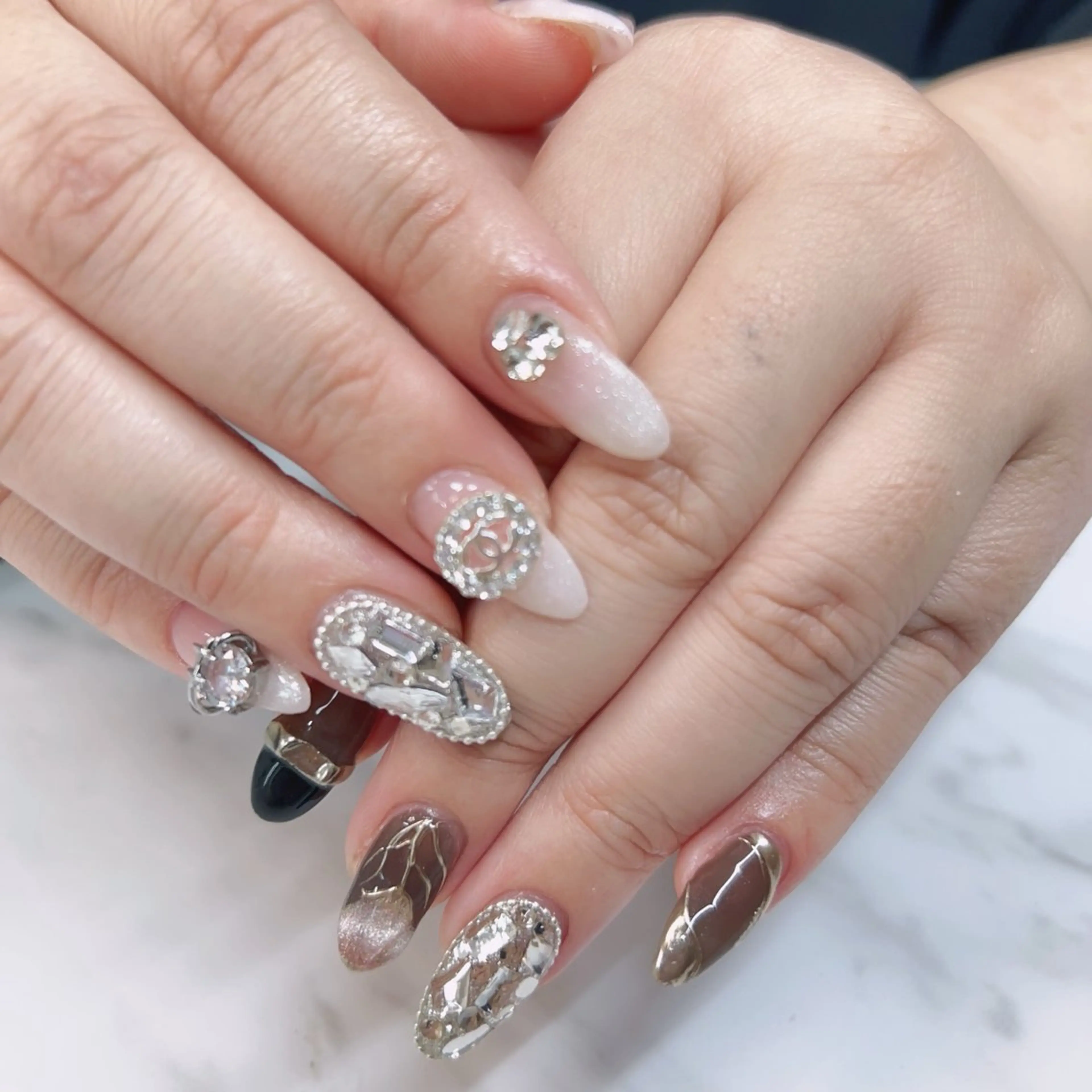 ネイル ハンドネイル ハンドケア co coのネイルデザイン