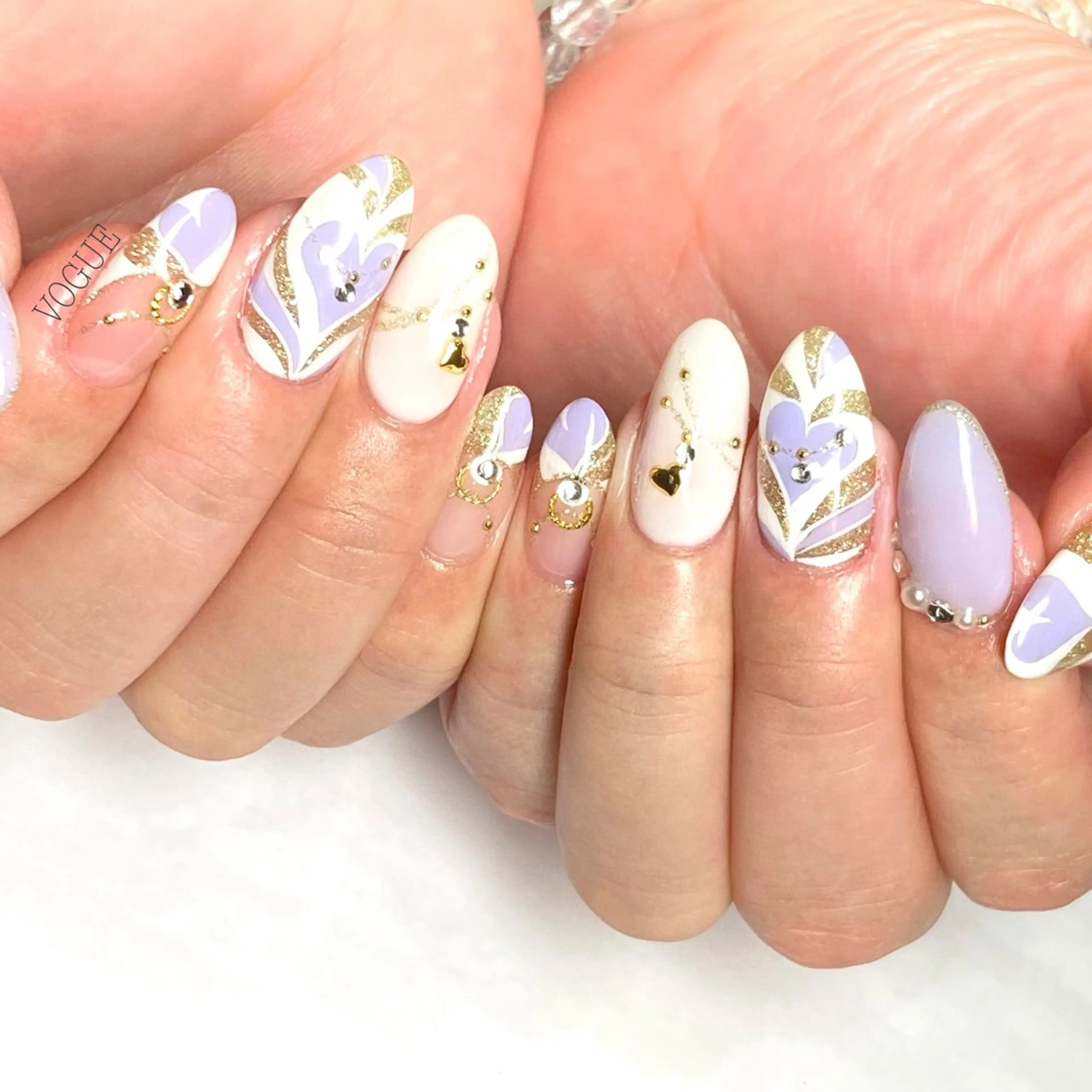 ネイル ハンドネイル VOGUE ×SWANのネイルデザイン