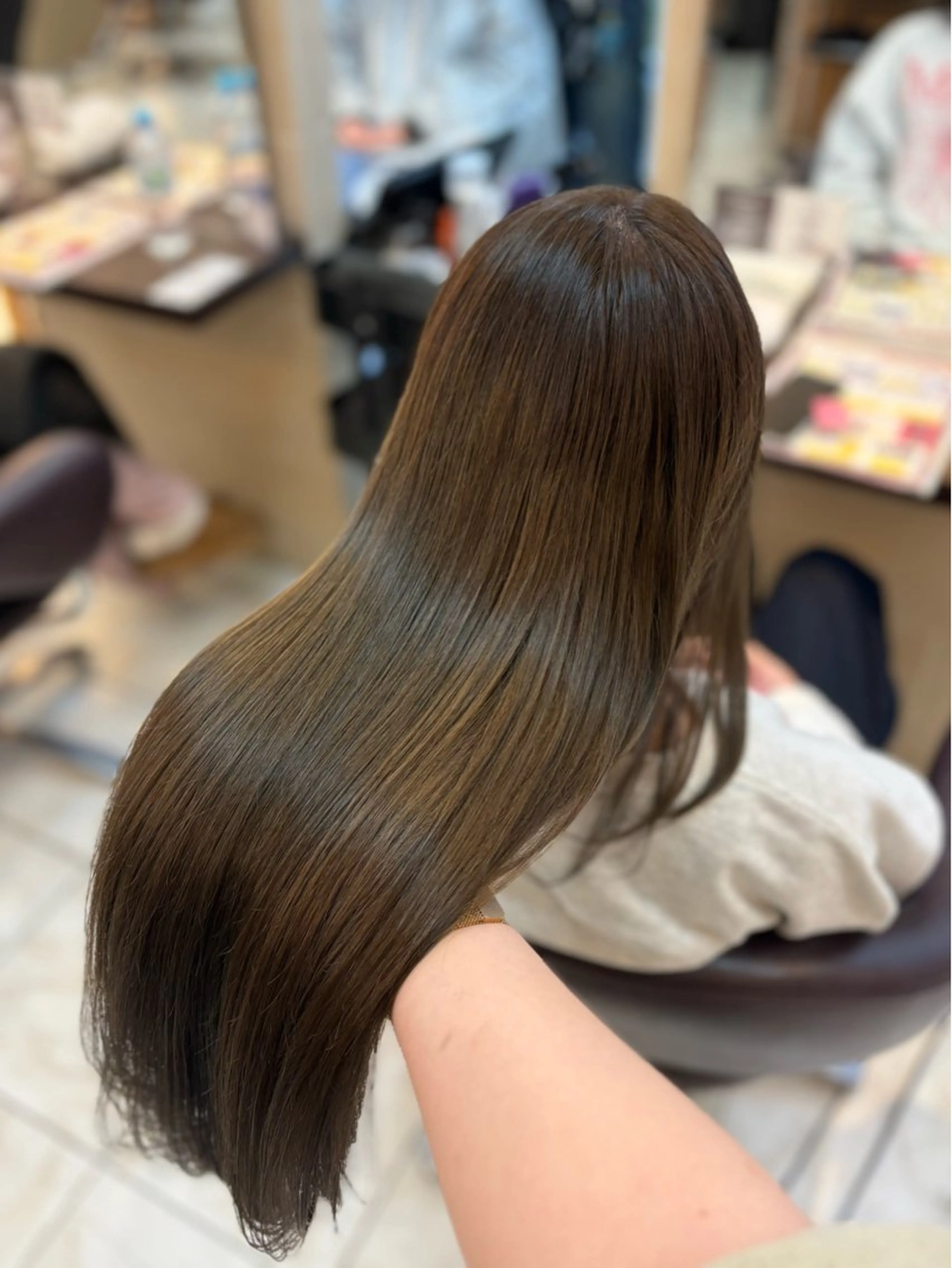 ロング カラー カット ヘアカラー トリートメント 🎀透明感カラー 🐈ナズナのヘアスタイル