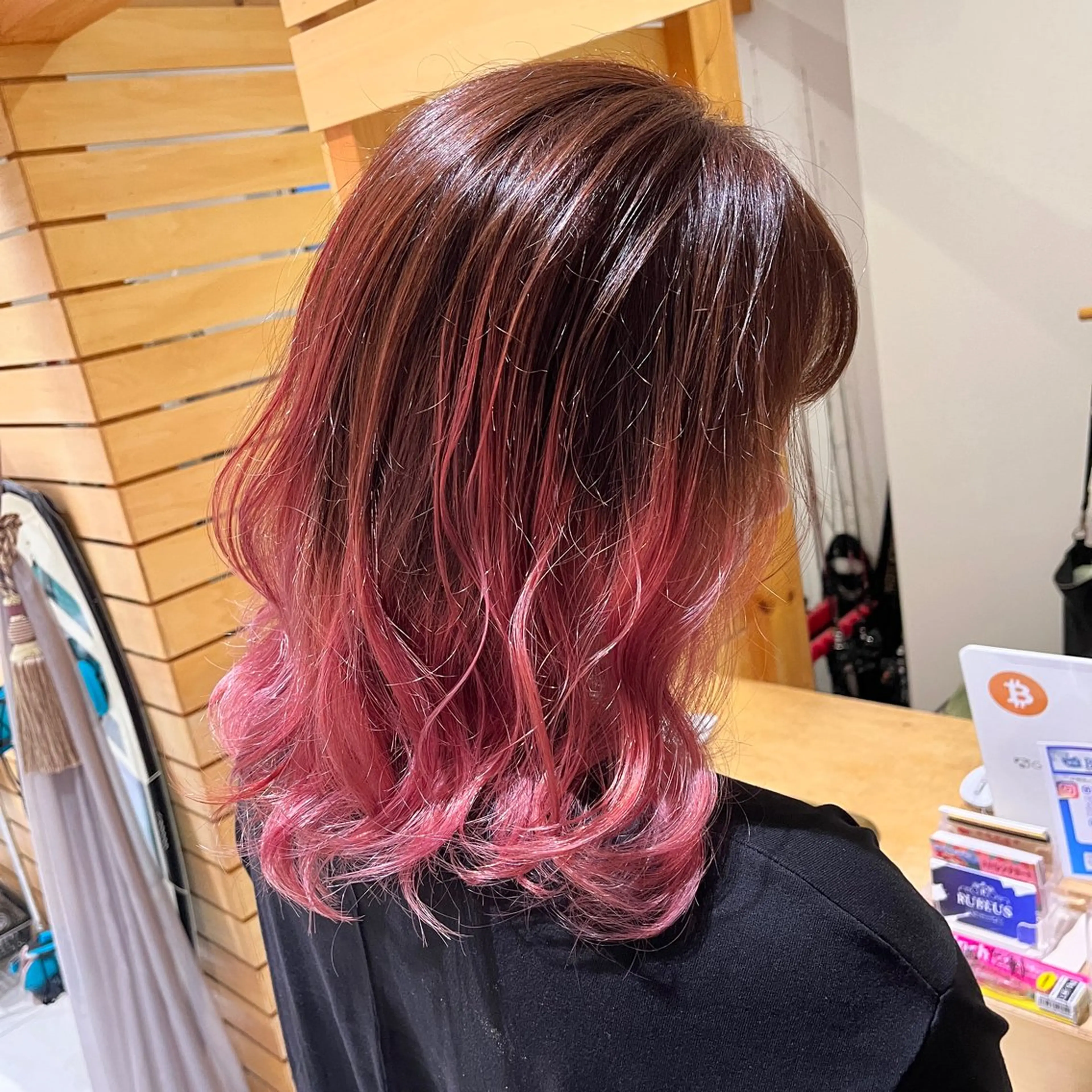 セミロング カラー ブリーチ ヘアカラー トリートメント RUBEUS【ルベウス】所属・✨艶々カラー🎨 杉本賢人のヘアスタイル