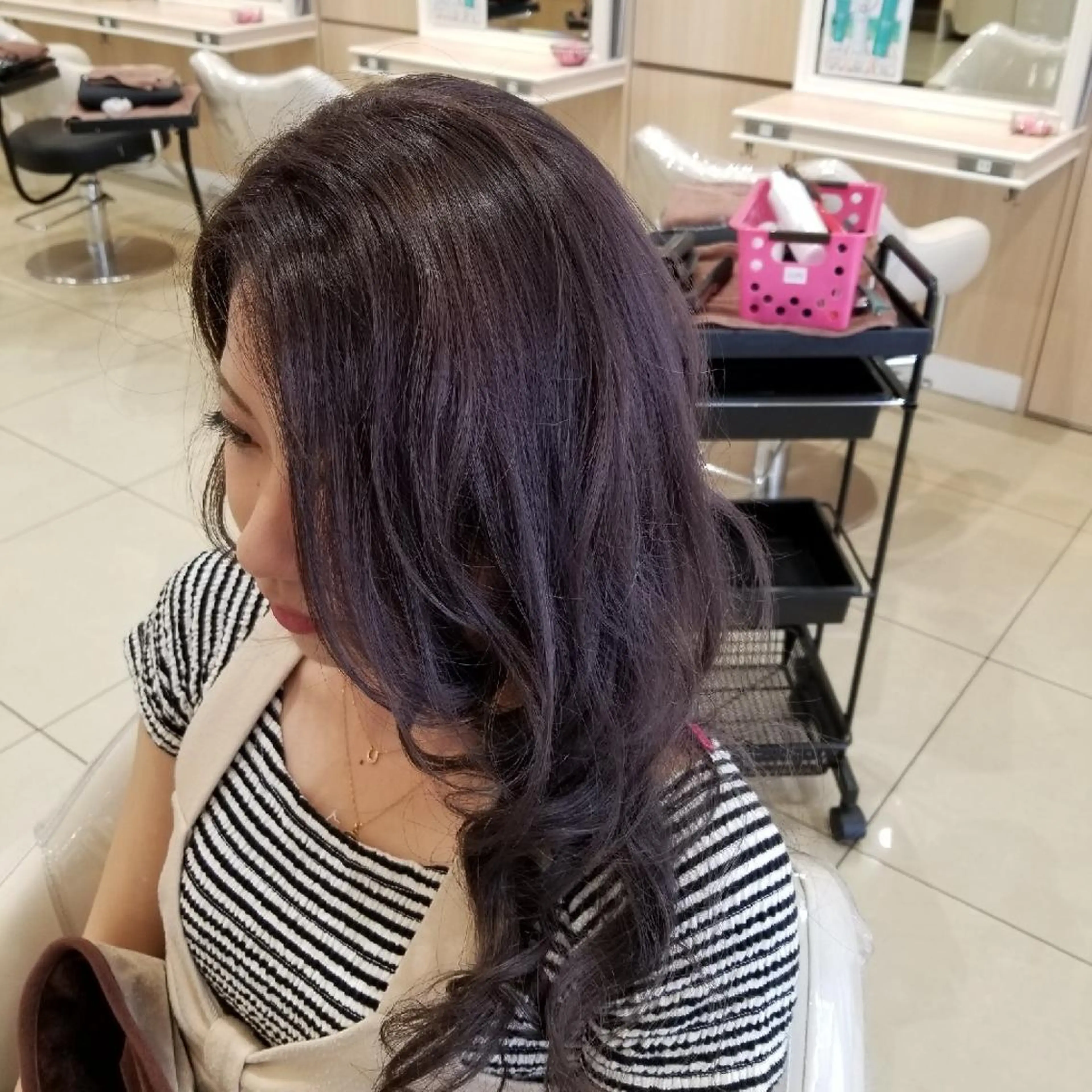 ロング カラー 山内 佐江子のヘアスタイル
