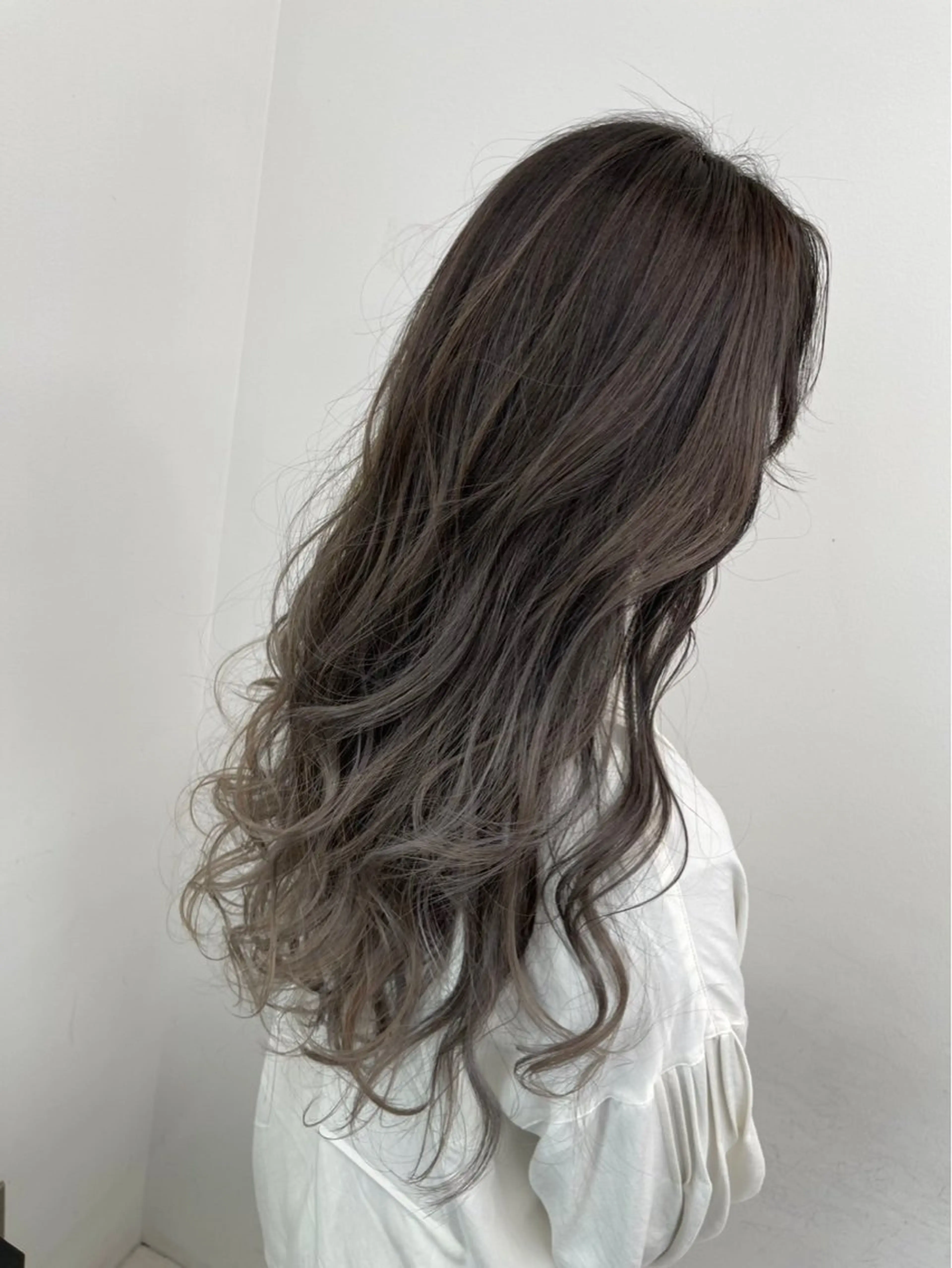 カラー ✨美髪透明感ソムリエ ✨💎KAZU💎のヘアスタイル