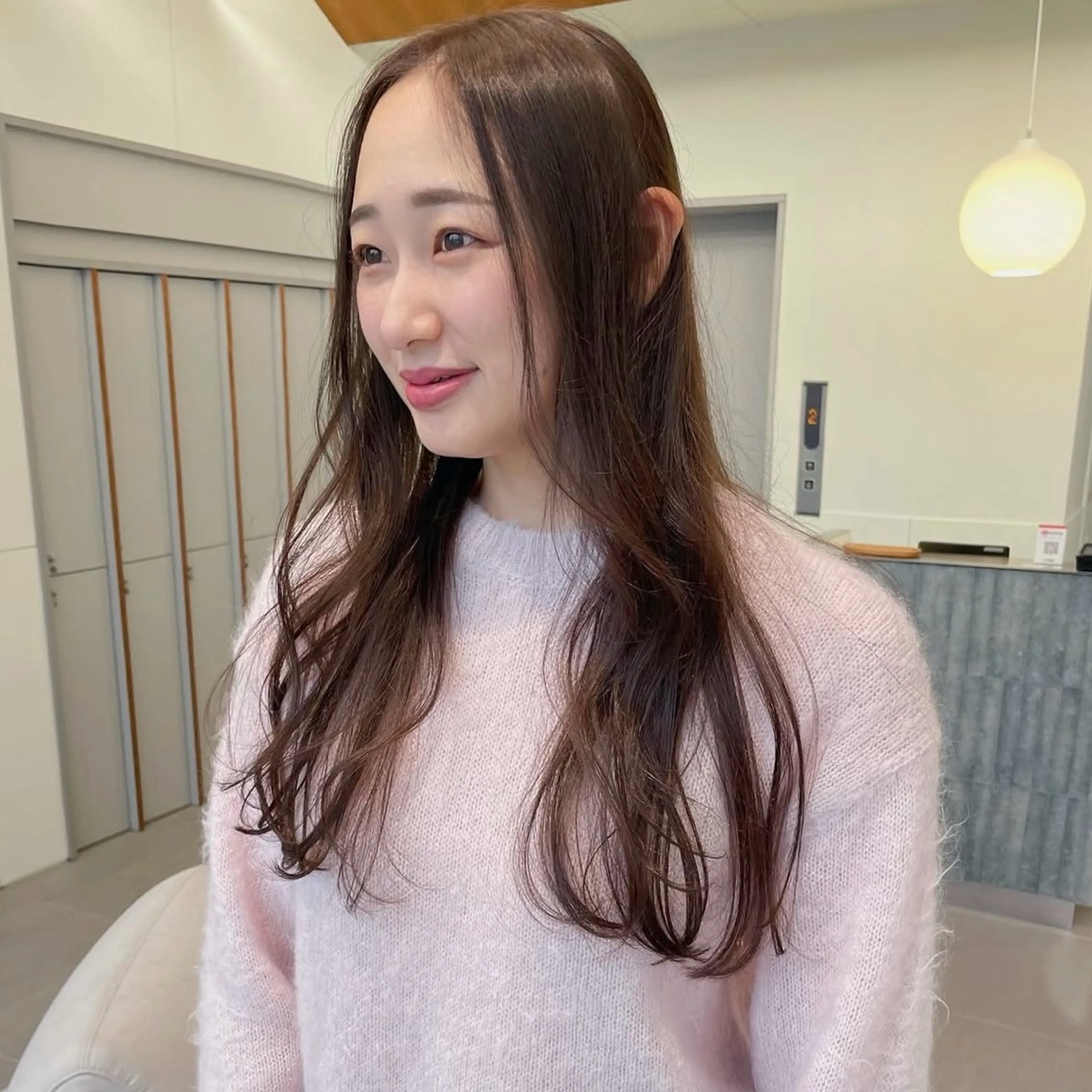 セミロング カラー 透明感カラー レイヤーカット/暖色 カラー/mao🎀のヘアスタイル