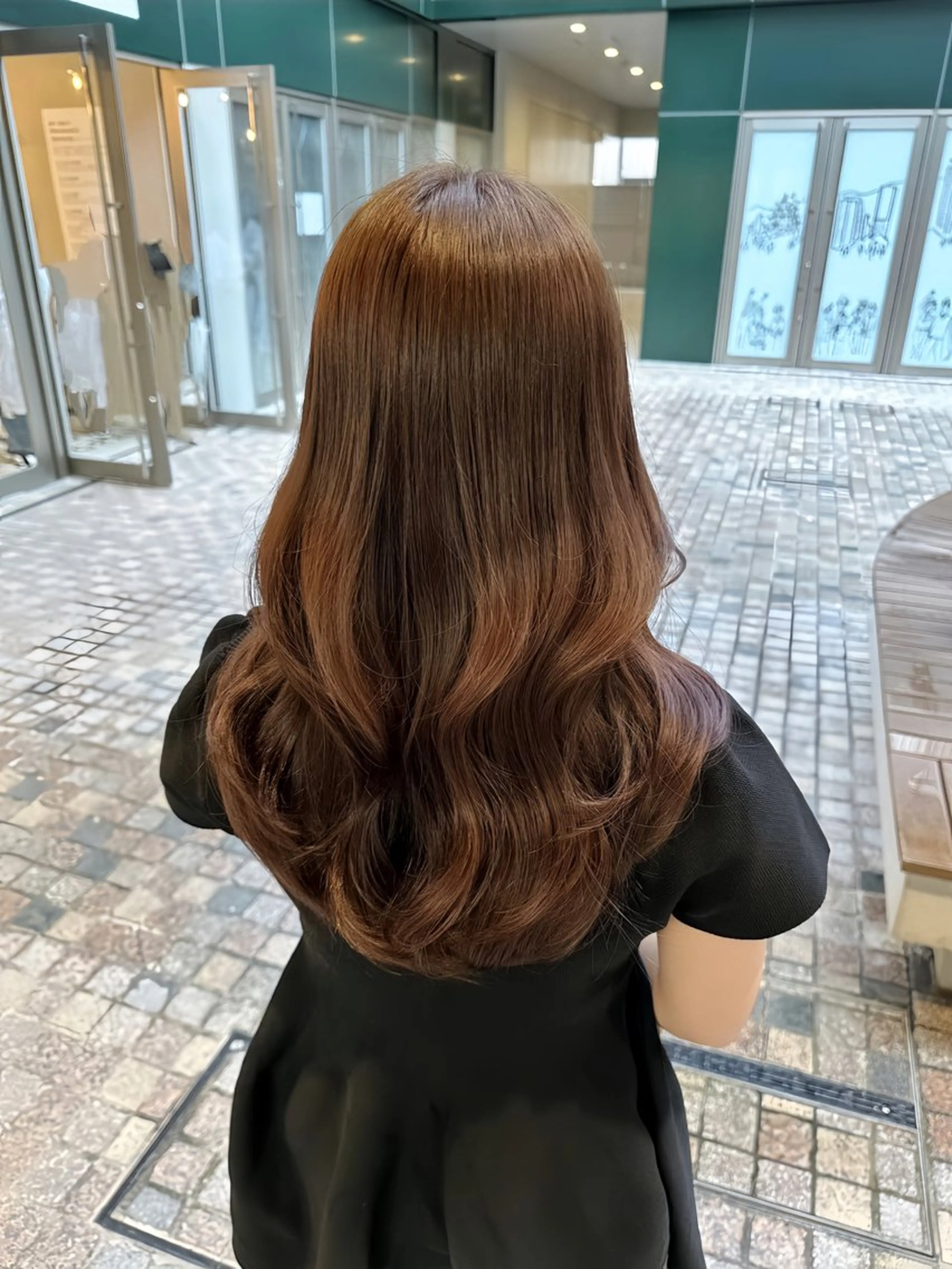 ロング カラー 顔周り似合わせ・巻け るレイヤー水谷航大のヘアスタイル