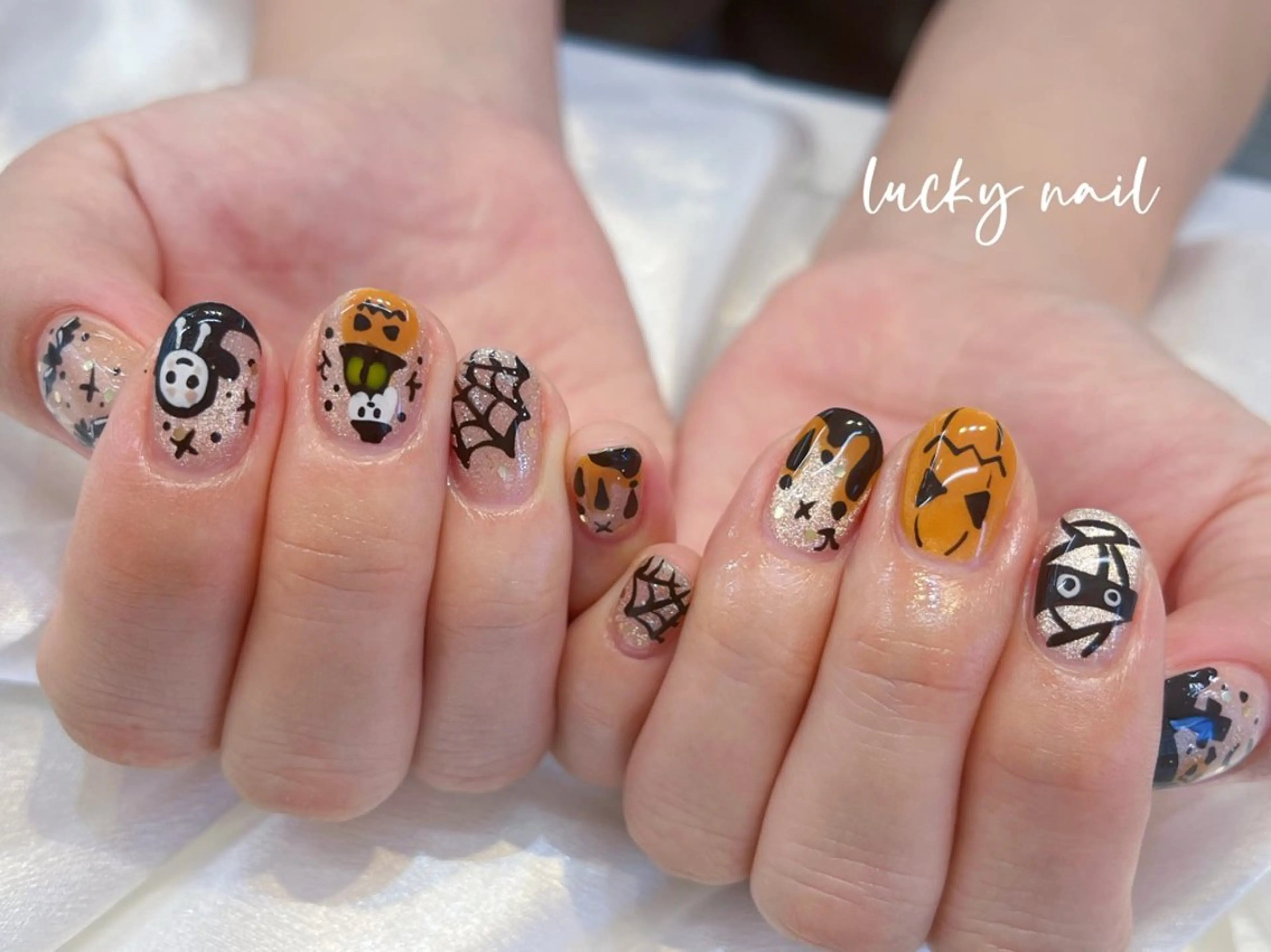ネイル アートネイル チークネイル 長さ出し ジェルネイル ハロウィン ハンドネイル ハンドケア ラッキーネイルサロン 西川口東口店のネイルデザイン