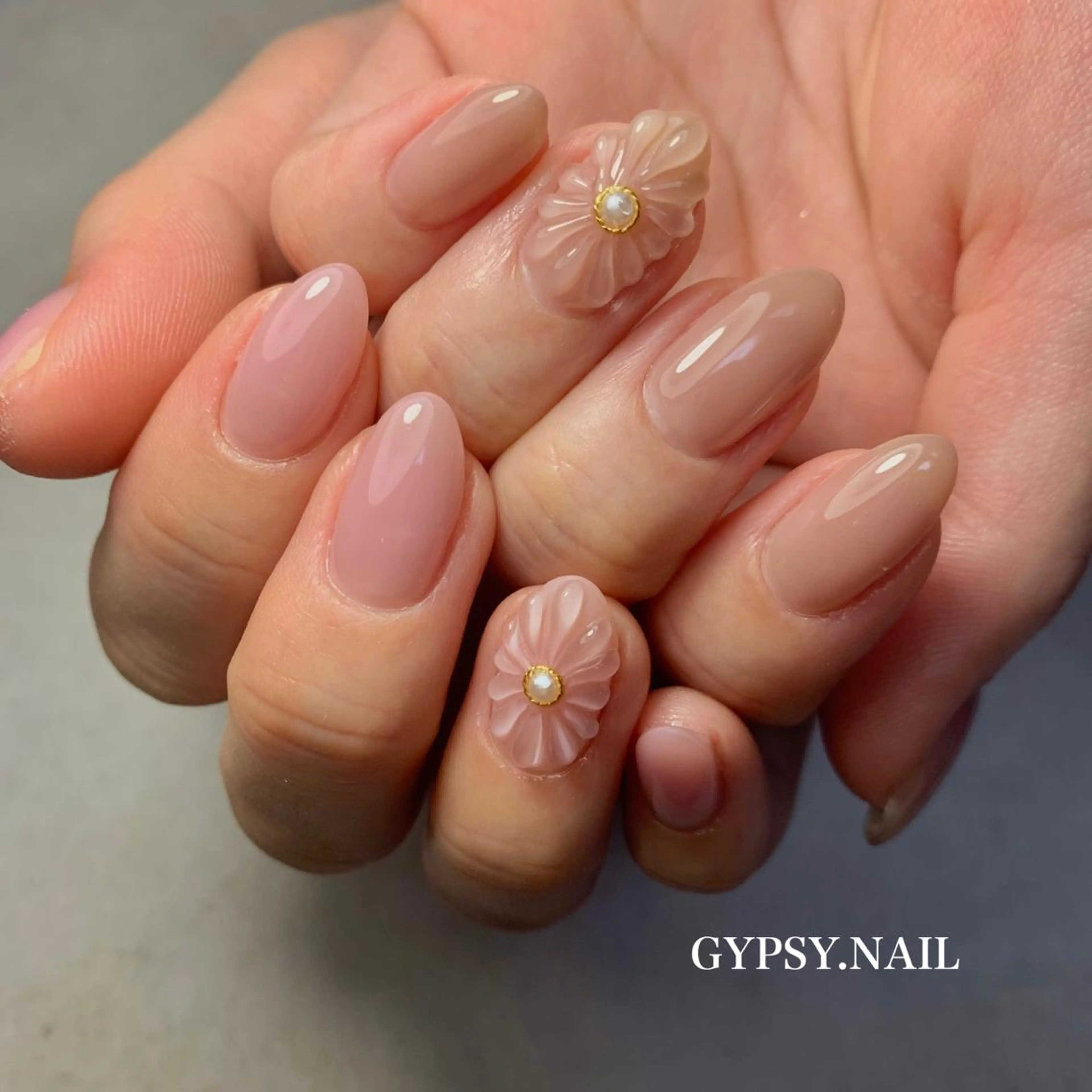 ネイル GYPSY.NAIL所属・GYPSY.NAIL akariのネイルデザイン