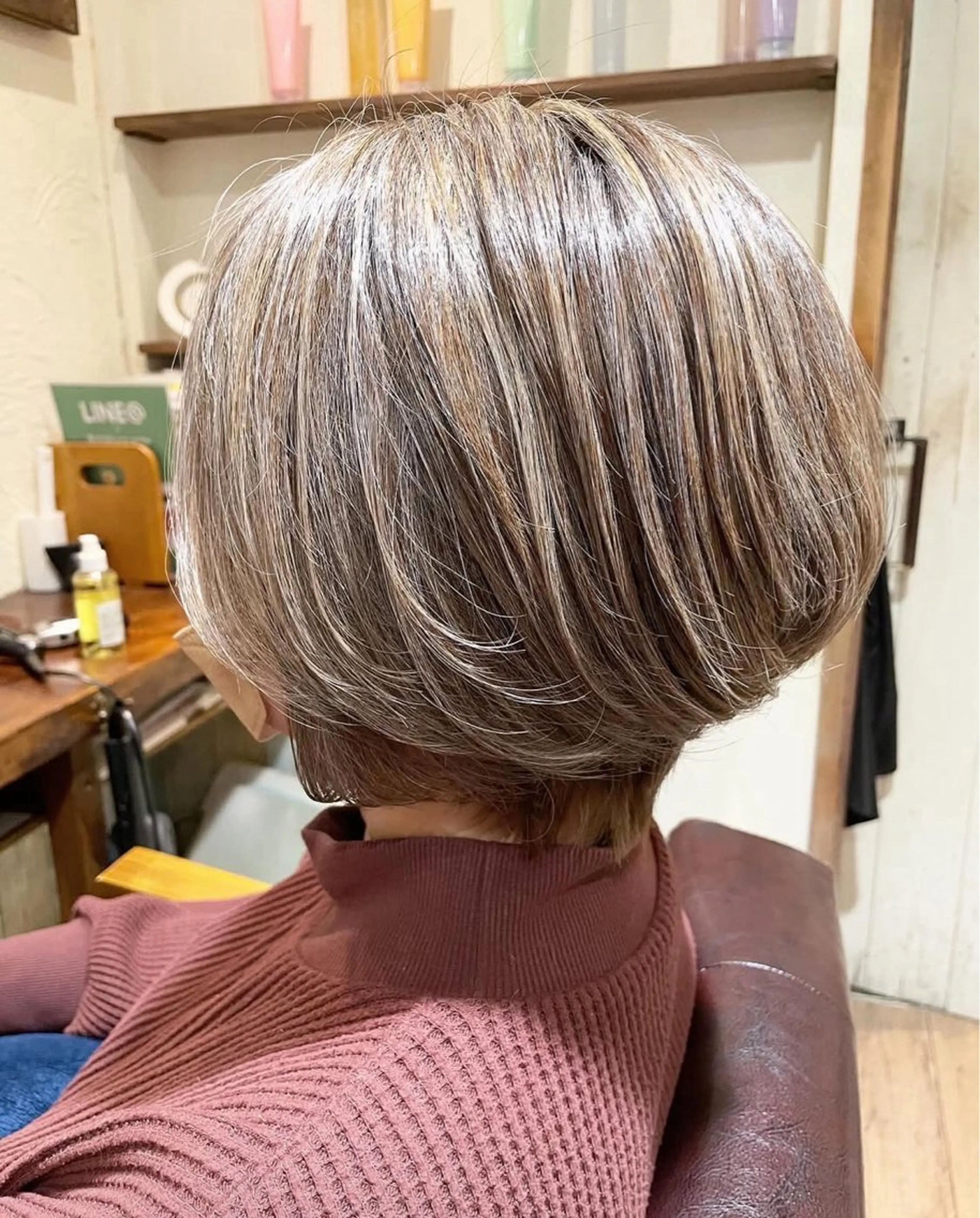 💜モデル限定価格💜白髪ぼかしハイライトカラー✨の写真