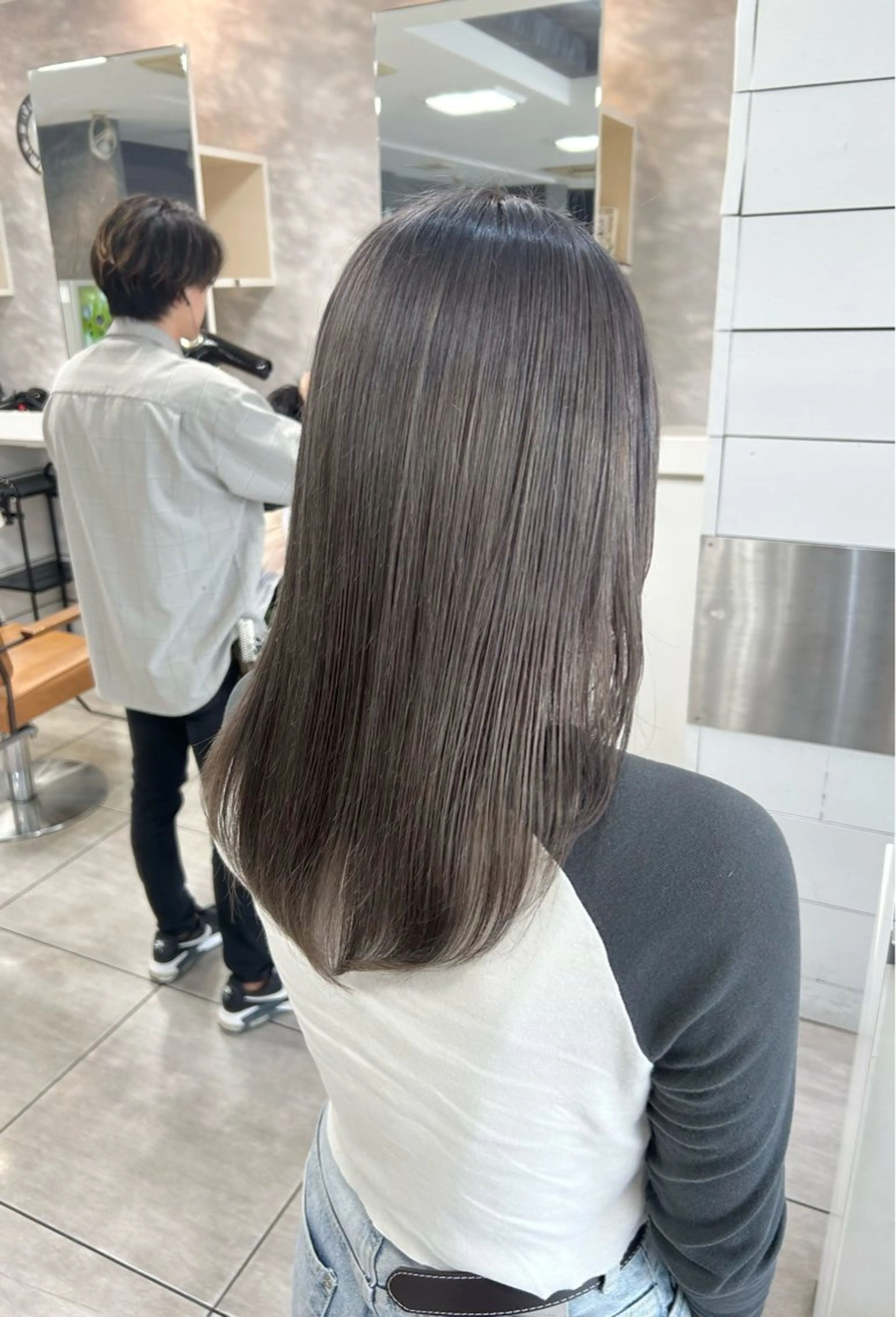 ミディアム カット ヘアカラー 🫧艶髪カラー🫧 森本くるみのヘアスタイル