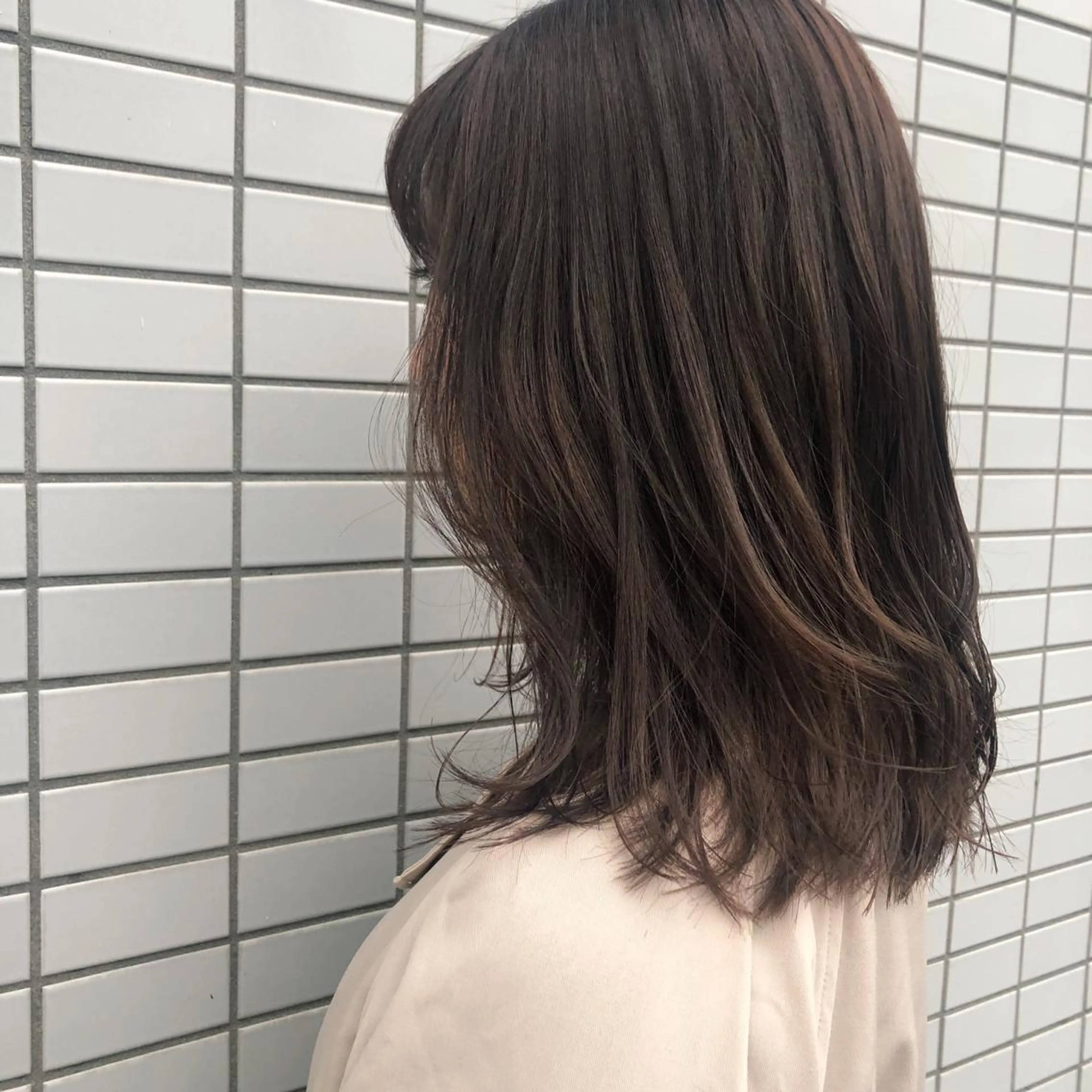 ミディアム カラー カット ヘアカラー 吉川 愛美李のヘアスタイル