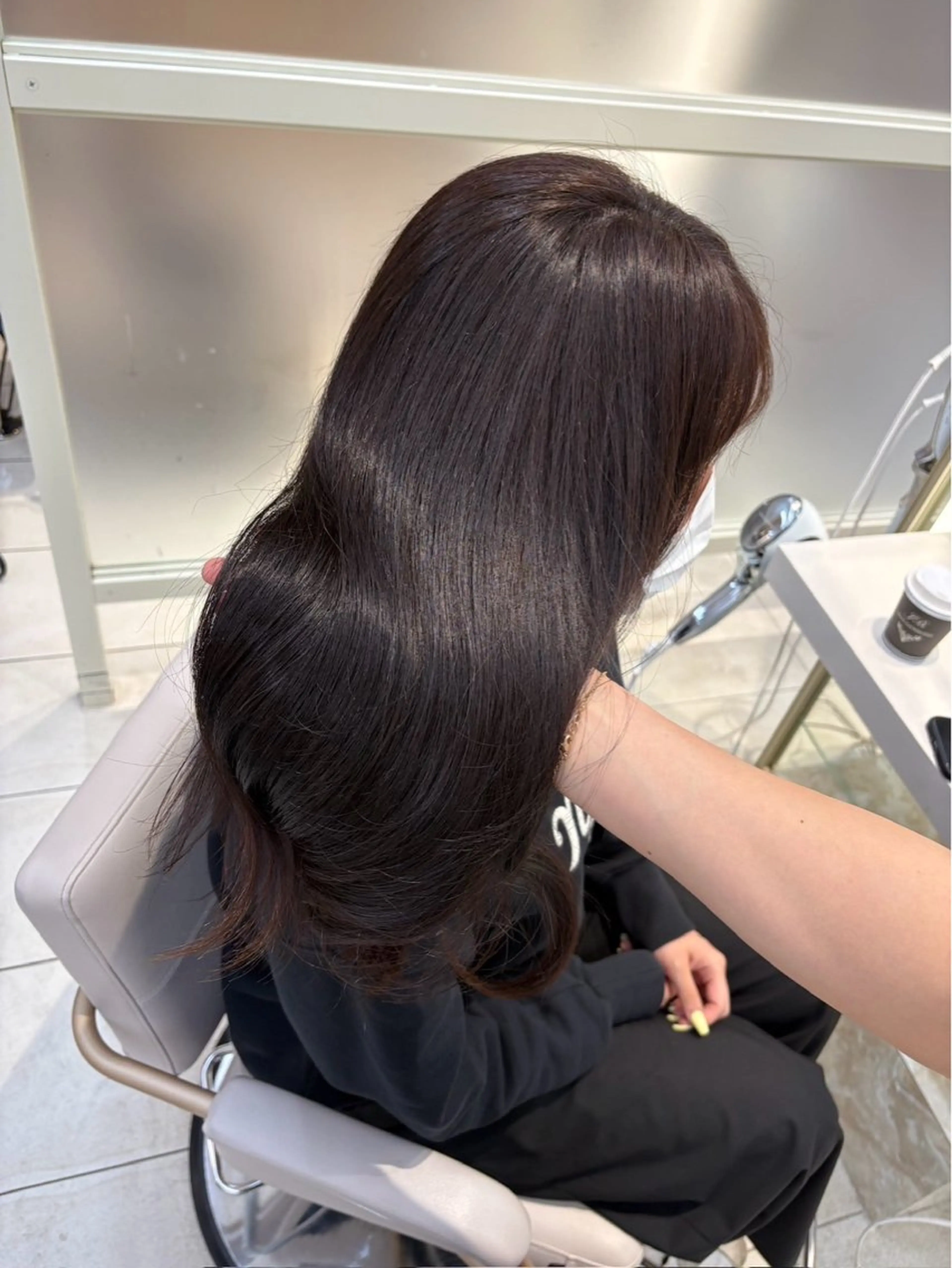 ロング カラー ヘアカラー 透明感カラー🌈 sena✨のヘアスタイル