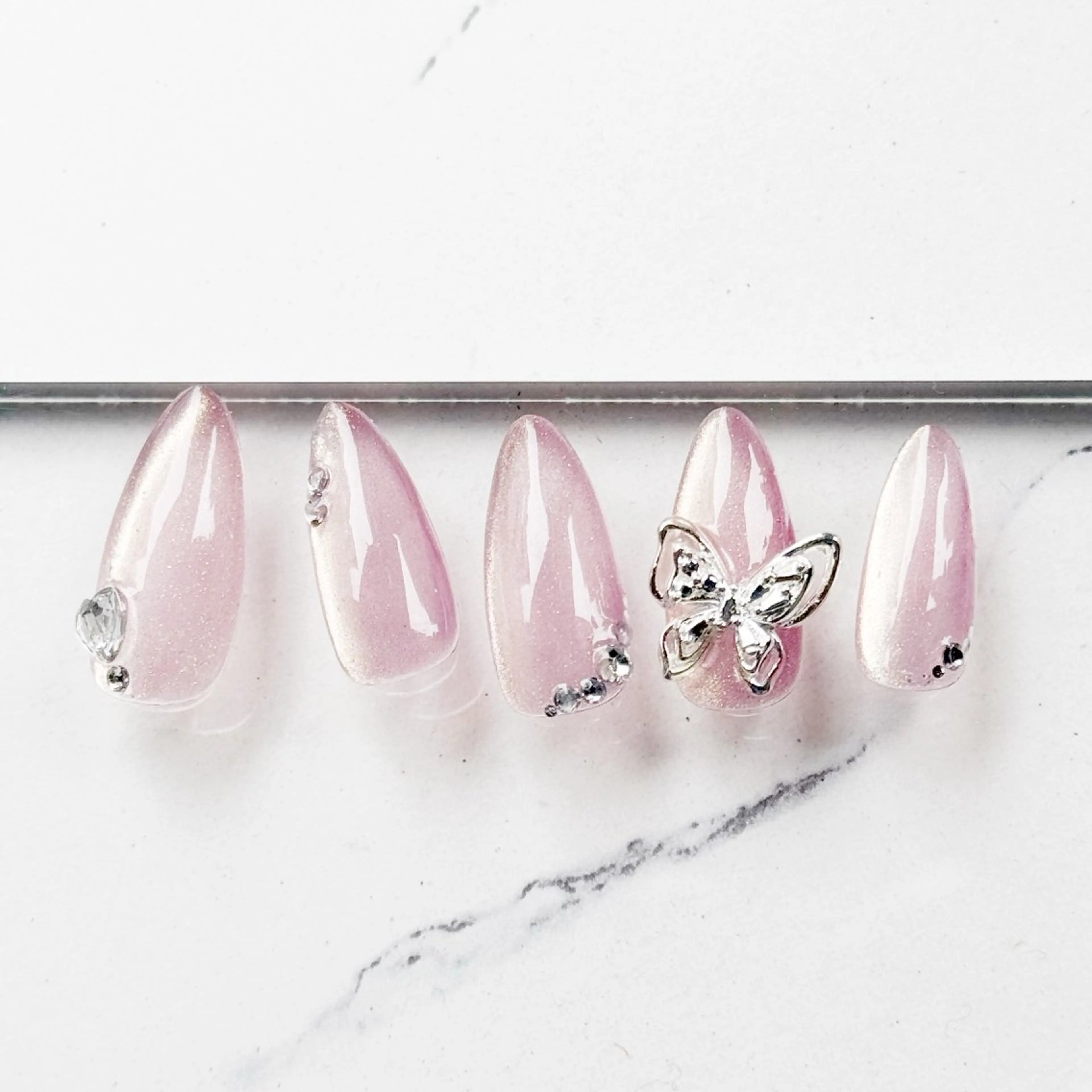 ネイル ハンドネイル K. NANAのネイルデザイン