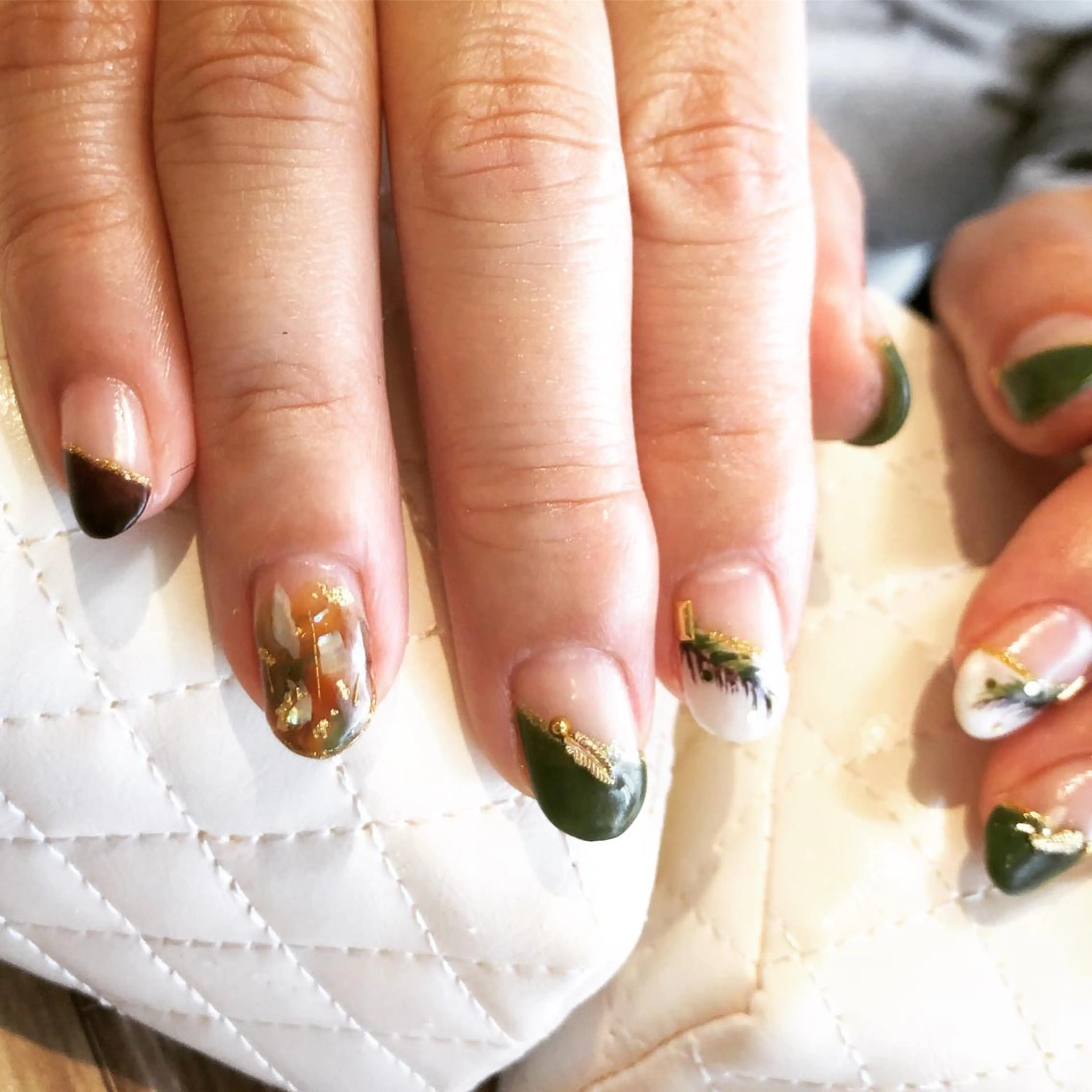 ネイル ハンドネイル & nudge nail所属・&nudgenail 本多のネイルデザイン