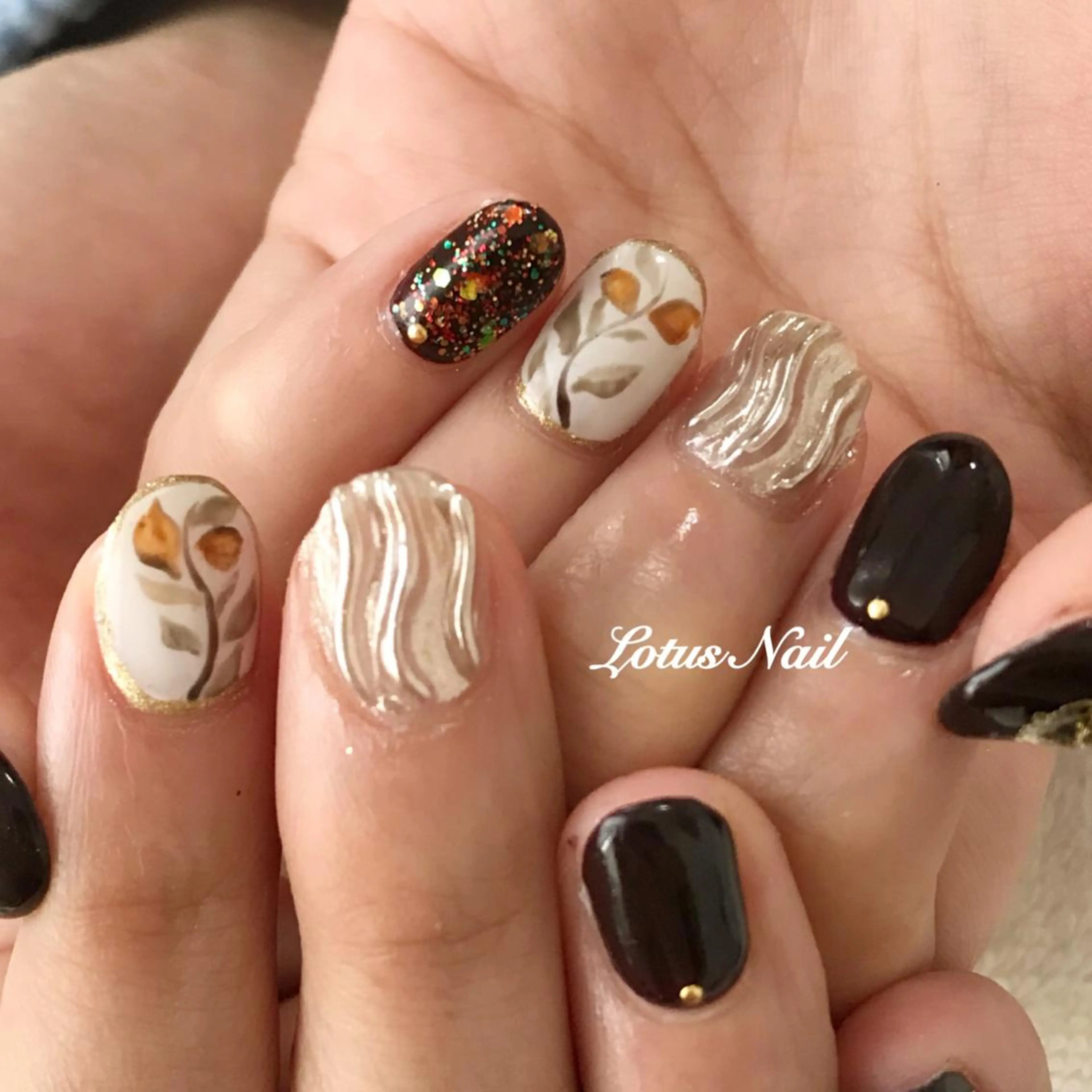 ネイル Lotus Nailのネイルデザイン