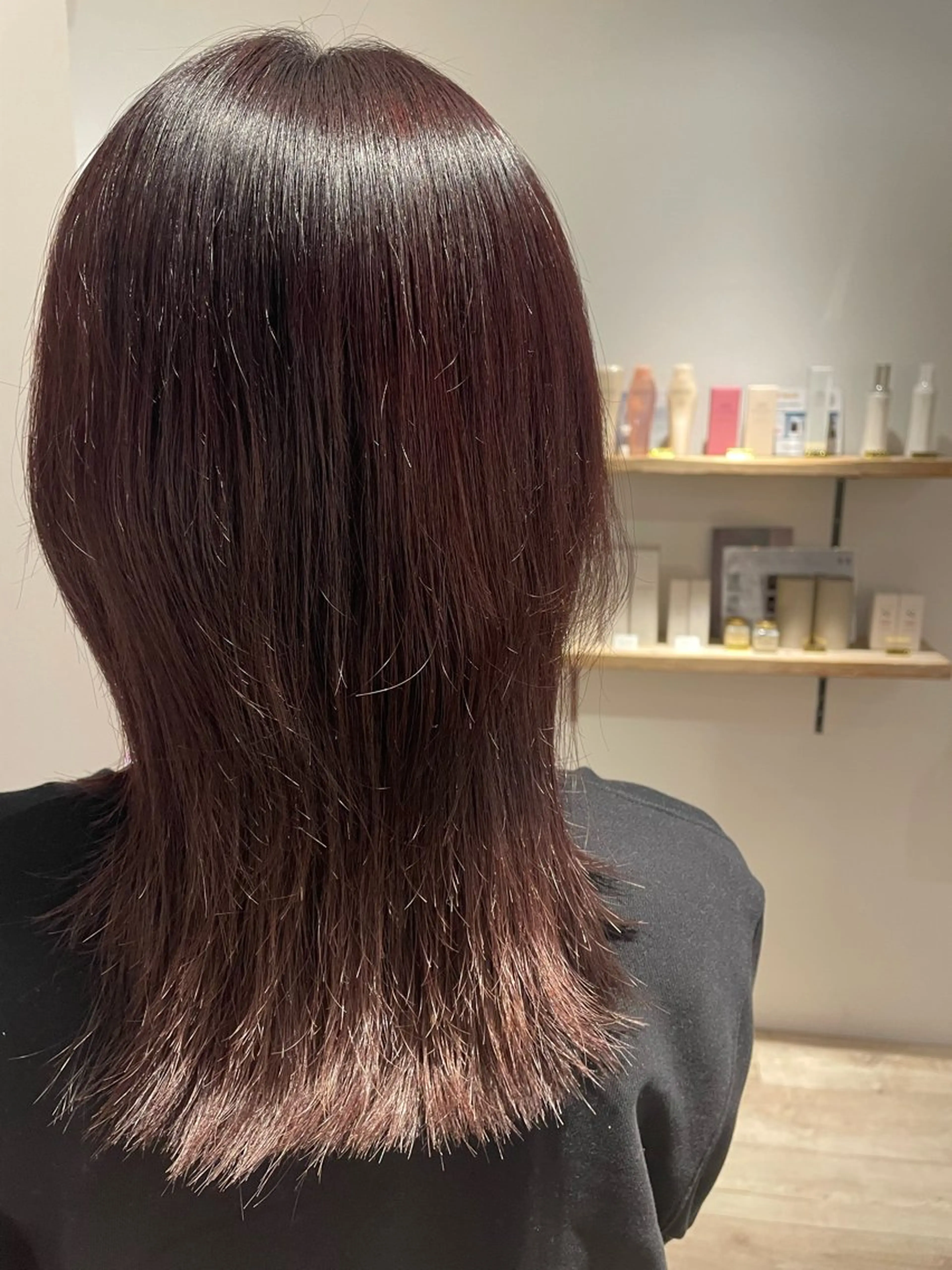 カラー diar湘南台店所属・ふくだももこ🍑 つるっとボブのヘアスタイル