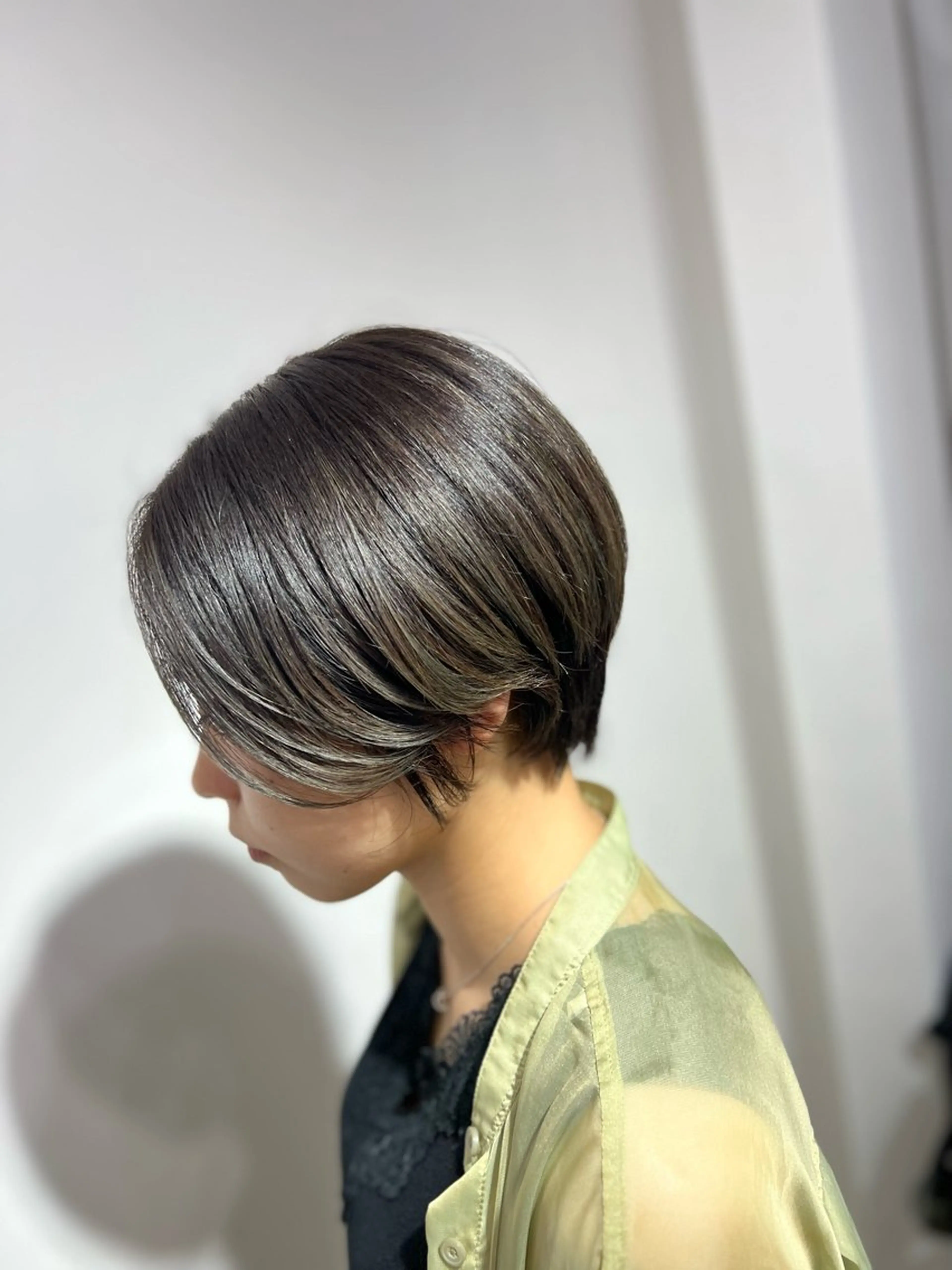 ショート カラー イルミナカラー ボブ 韓国風ヘア ショートヘア 神戸ボブ✂️ ioe三宮/田 伸佳のヘアスタイル
