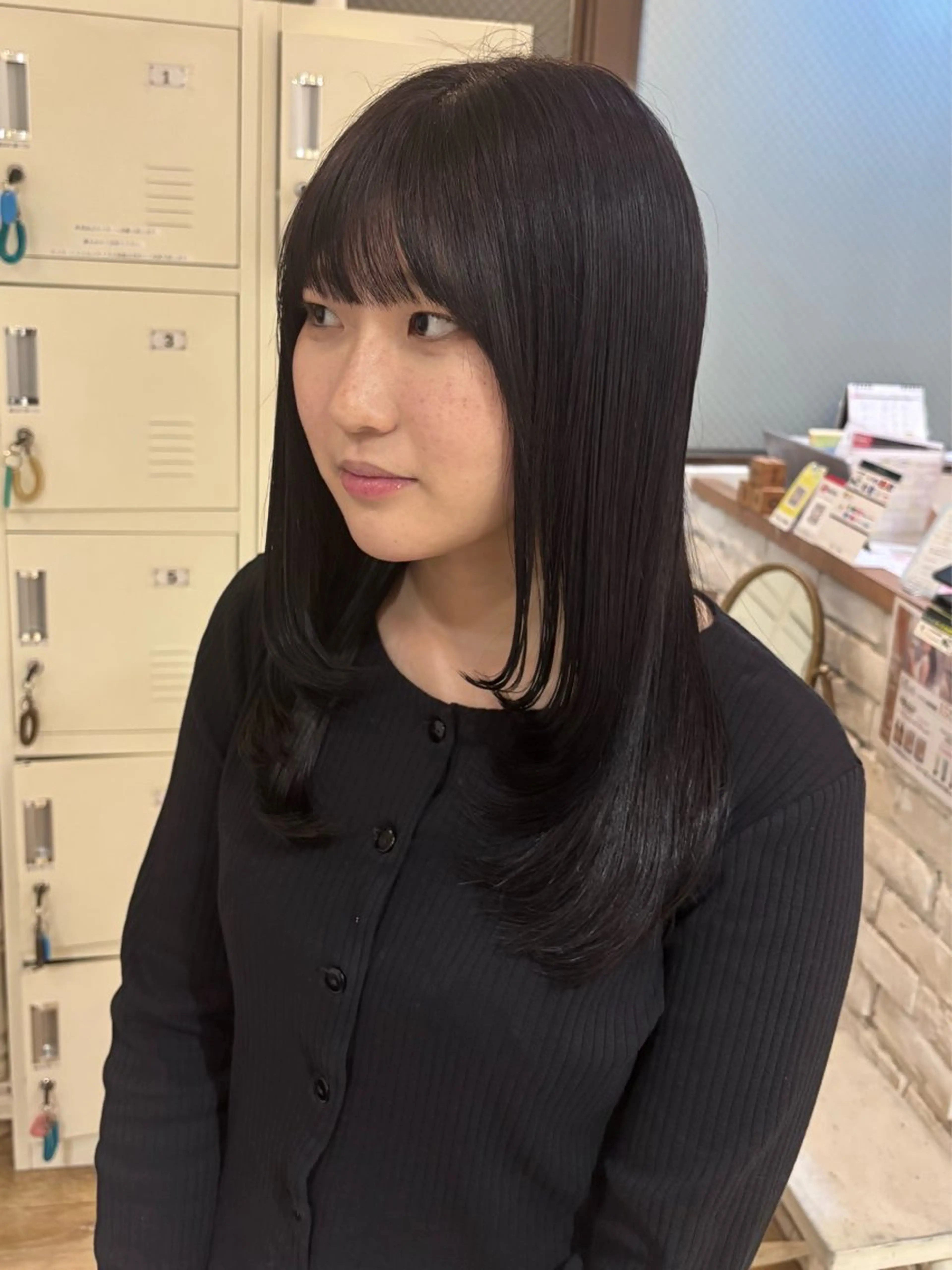 セミロング レイヤーカット／ おがわゆいり౨ৎ˚⟡のヘアスタイル