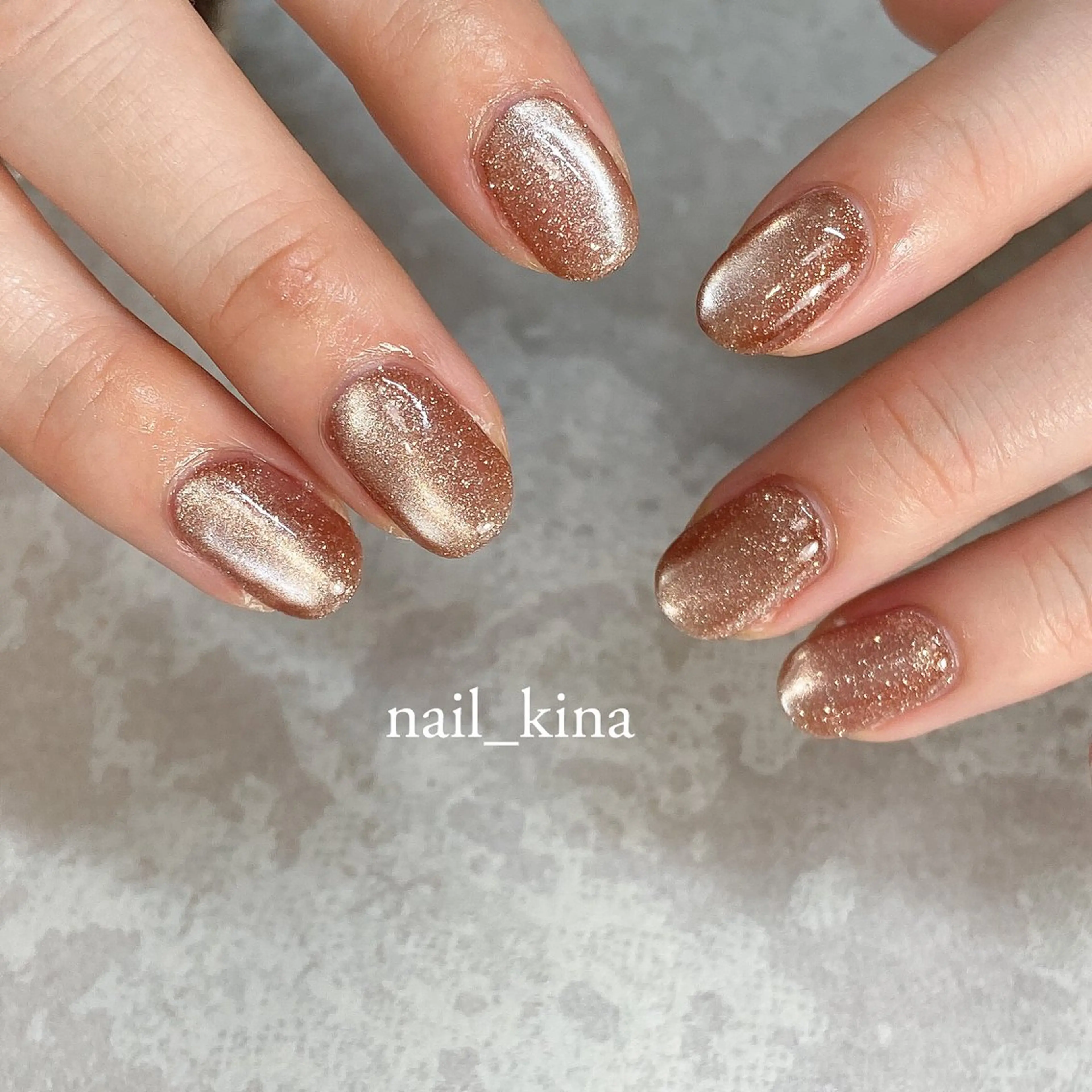 ネイル フラッシュネイル フラッシュマグ マグネットネイル マグネットワンカラー ワンカラーネイル ハンドネイル nail_ kinaのネイルデザイン