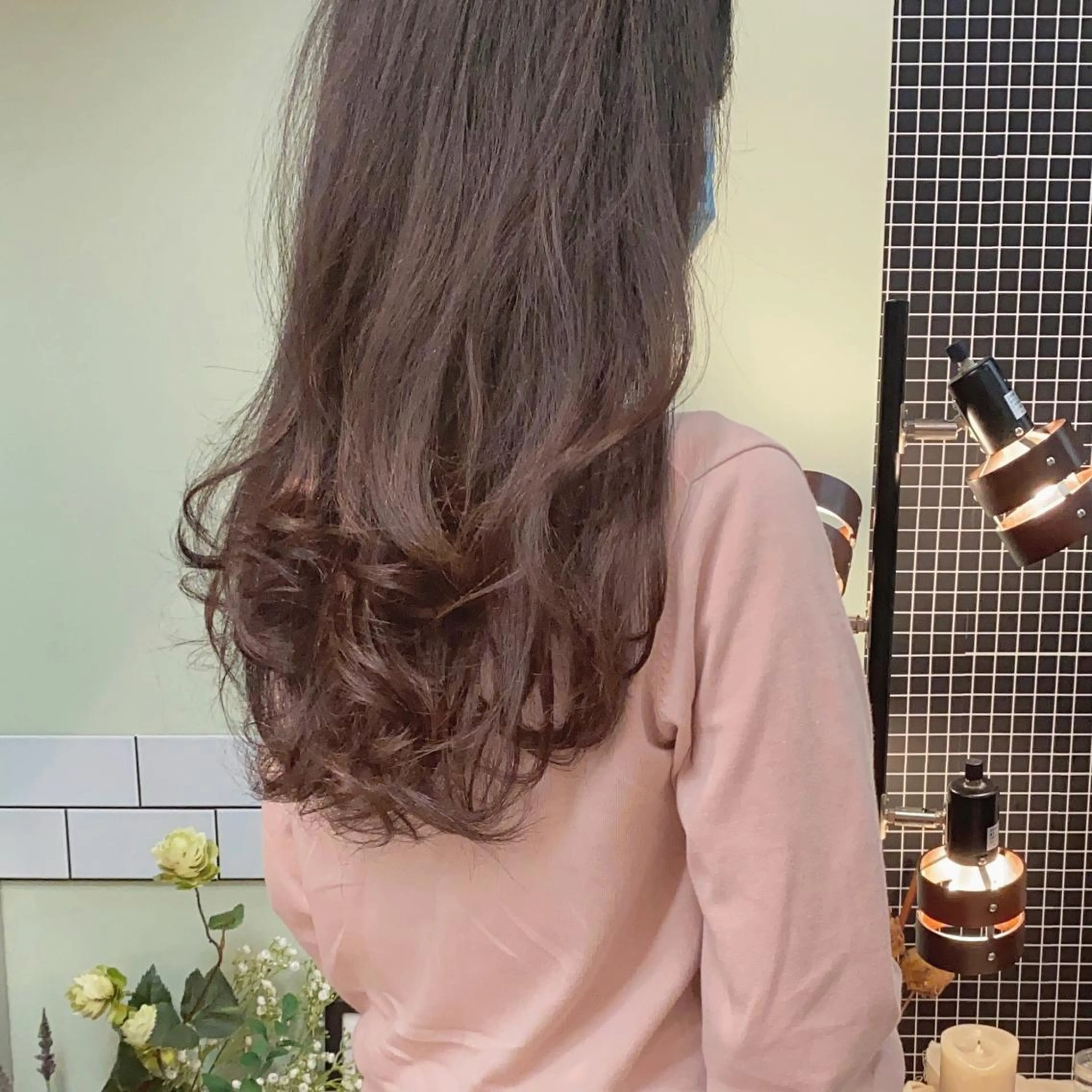 ロング カラー ベージュカラー カット ヘアカラー トリートメント 髪質改善ｶﾗｰ ｹｱﾌﾞﾘｰﾁ/ﾀﾑのヘアスタイル