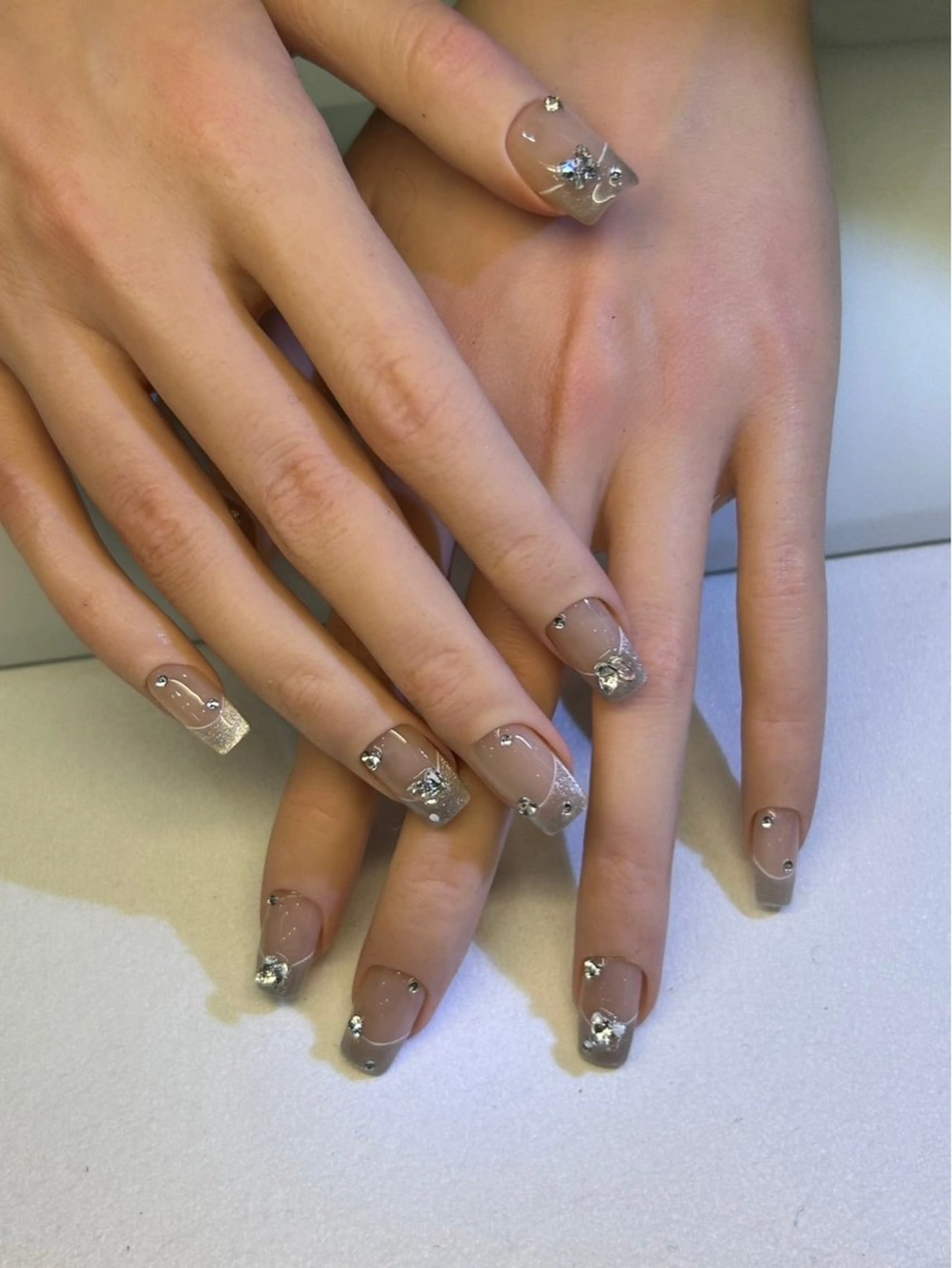 ネイル MoMo Nail所属・MoMo Nail 新大久保のネイルデザイン