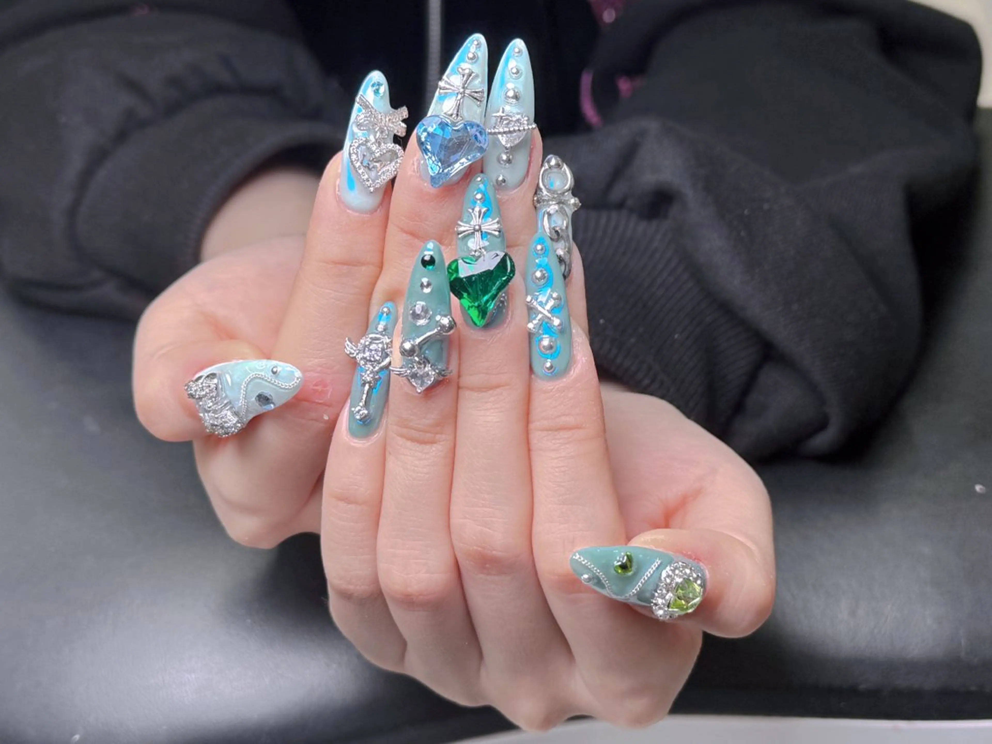 ネイル チークネイル 長さ出し フラッシュネイル フットネイル フレンチネイル ハンドネイル Nail&Eyela sh Nanaのネイルデザイン