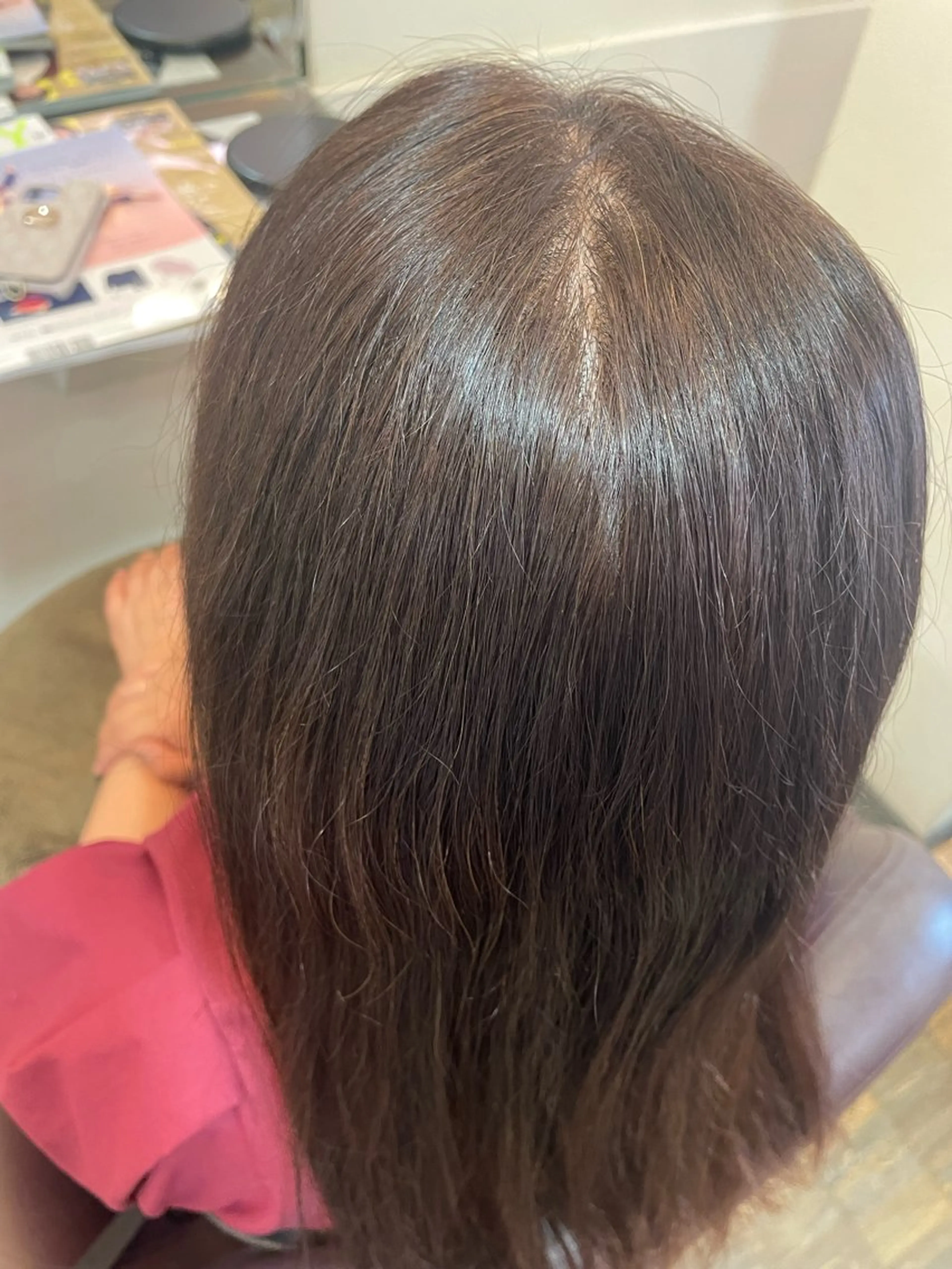 セミロング 平 真亜里のヘアスタイル