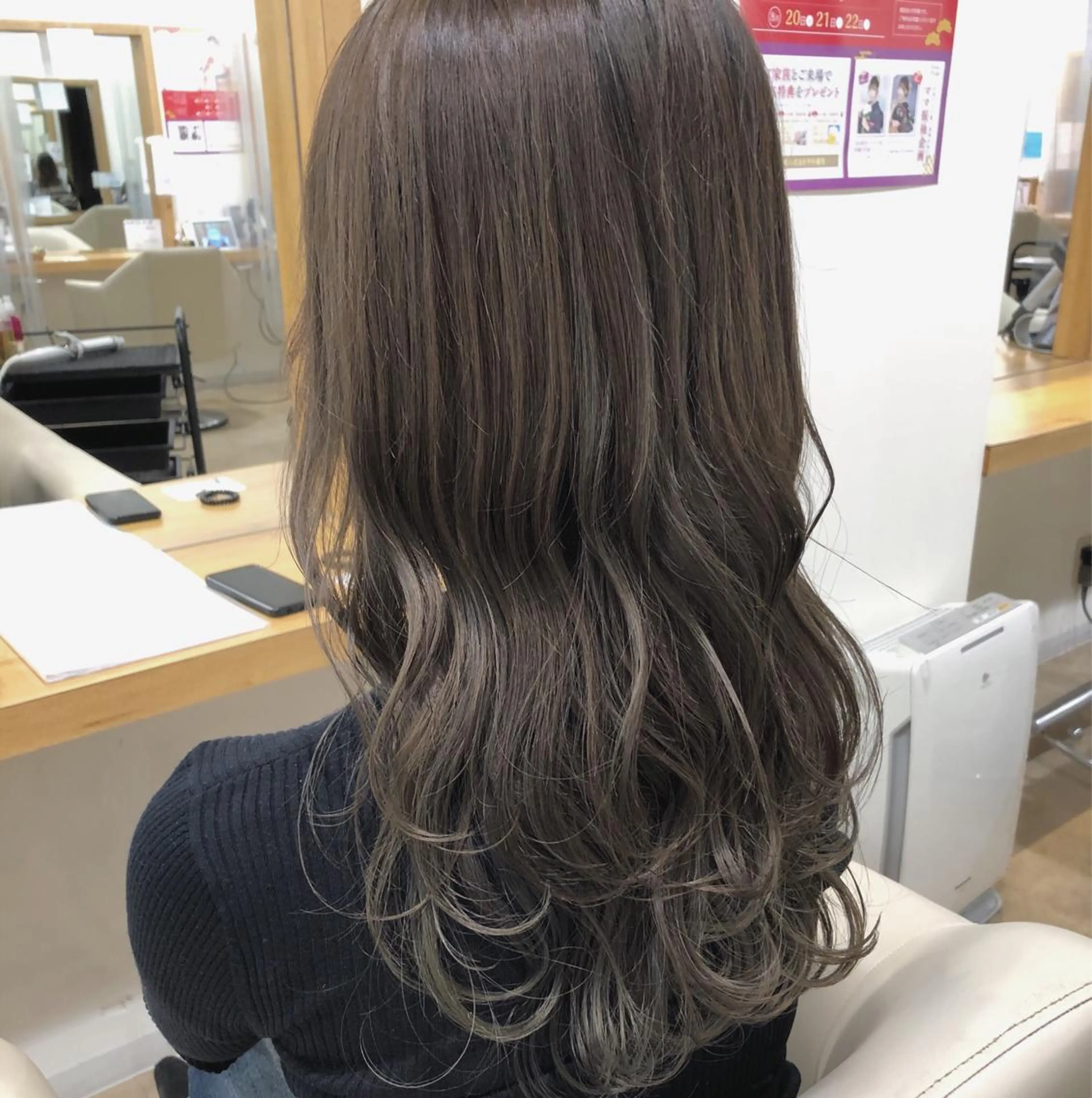 セミロング カラー グレージュ 髪質改善とカラー特化 ✨Hito.nowaのヘアスタイル