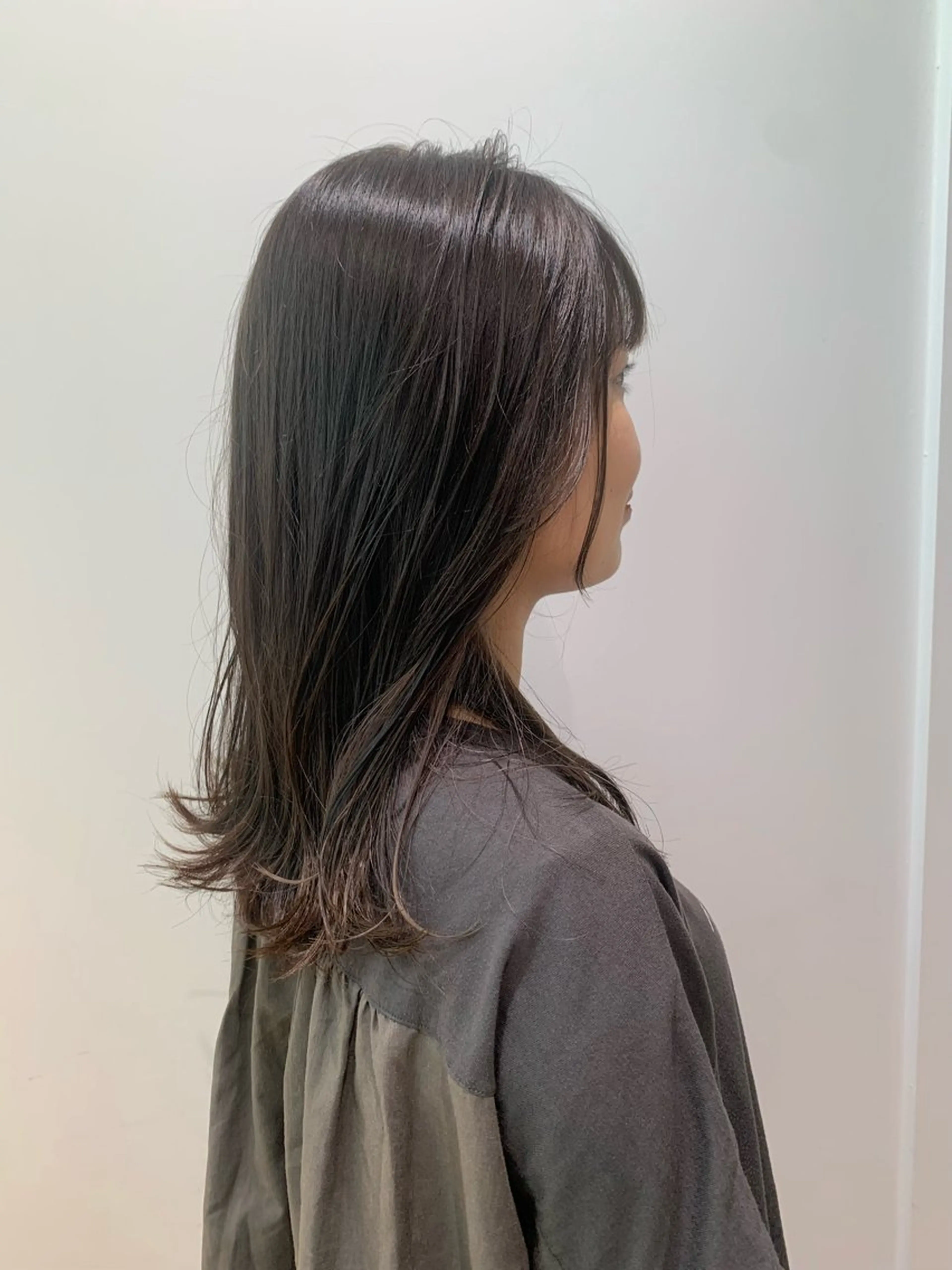 ショート カラー ベージュカラー インナーカラー GO TODAY SHAiRE SALON 梅田店所属・柔らかくすみカラー ボブ/ショートのヘアスタイル