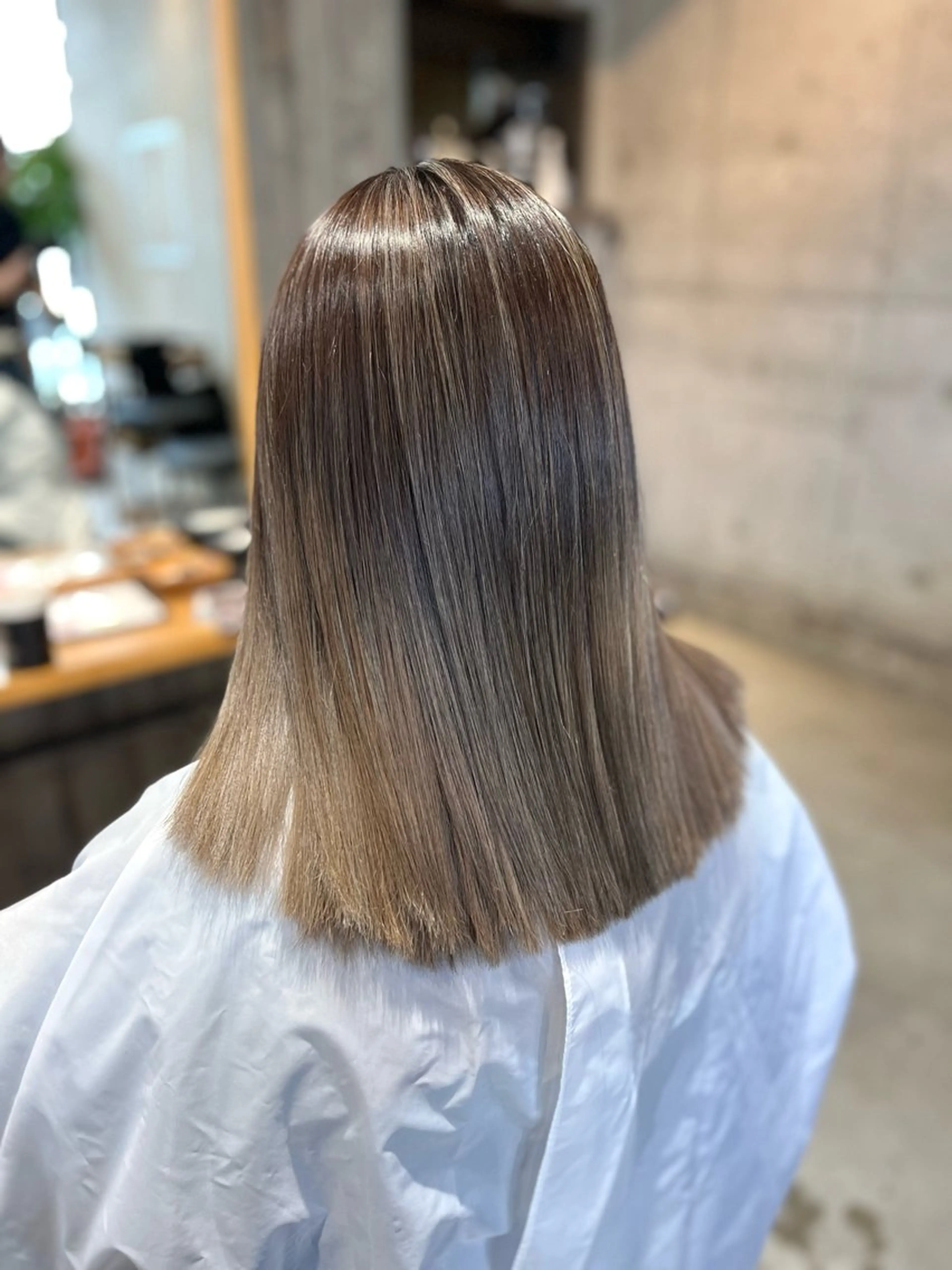 セミロング カラー バレイヤージュ レイヤーカット カット ヘアカラー lolonois池田 /レイヤー/郷田遥のヘアスタイル