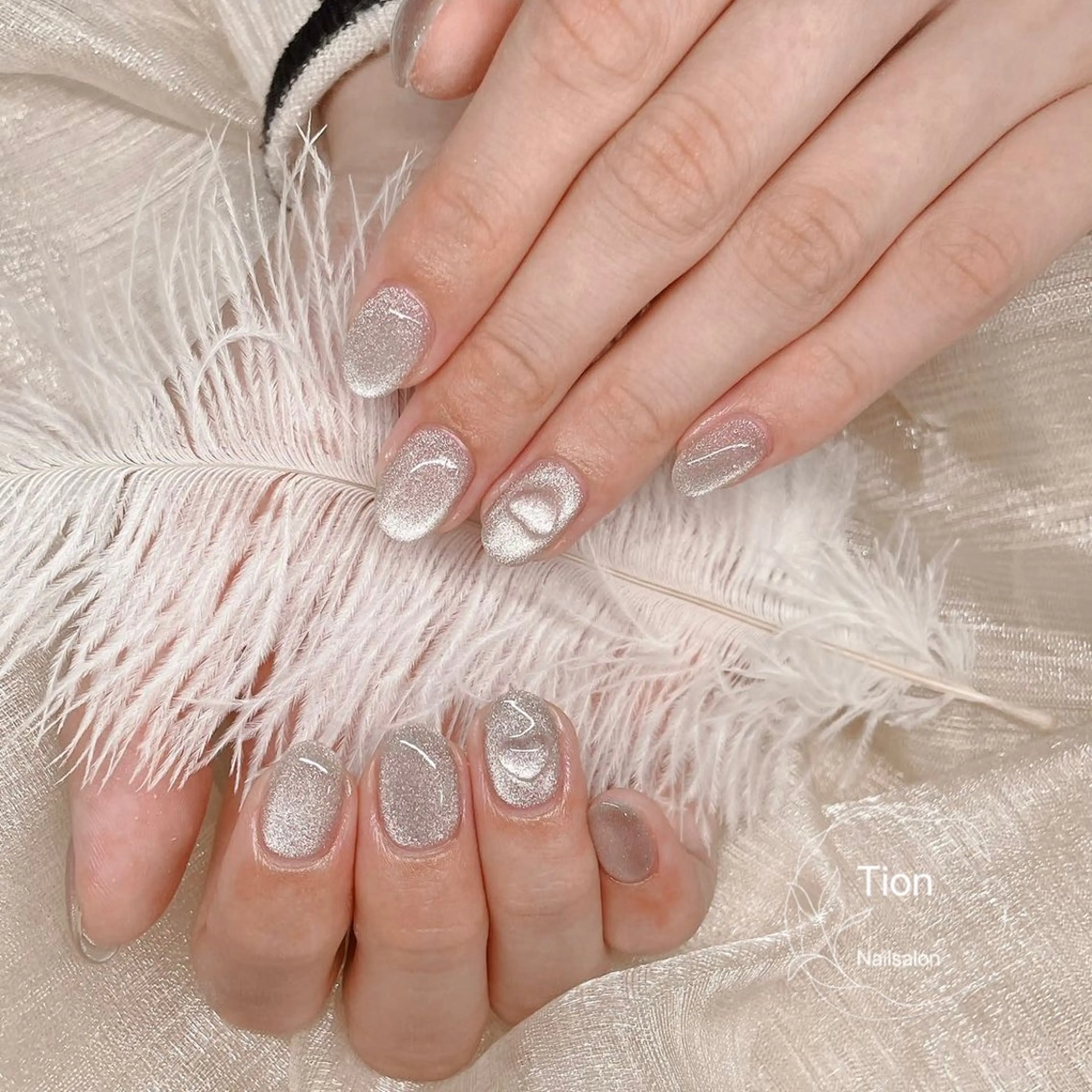 ネイル チークネイル 長さ出し フットネイル フレンチネイル ジェルネイル Nailsalon Tion 横浜西口店のネイルデザイン