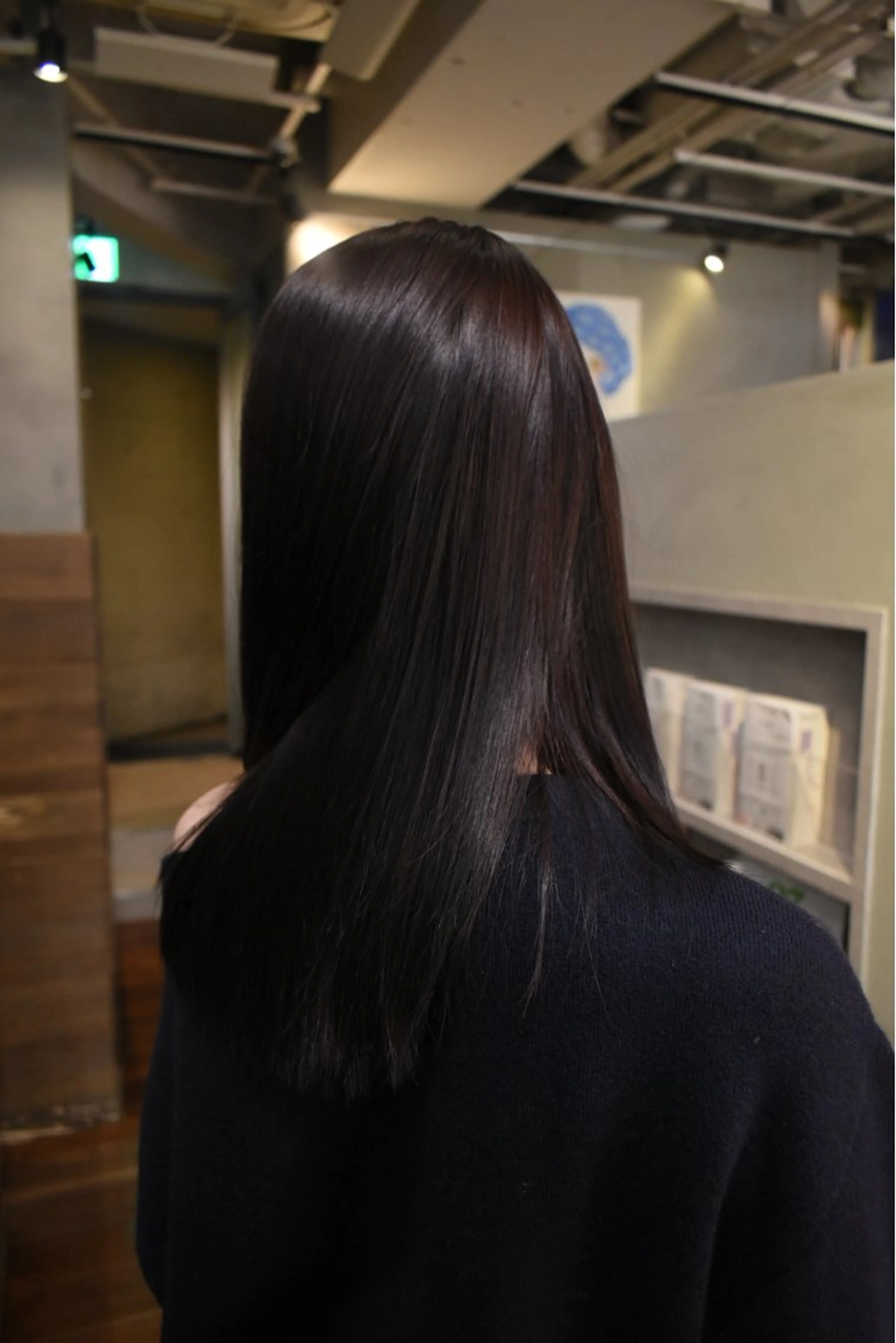 ミディアム カラー ANTI/ ISSEIのヘアスタイル