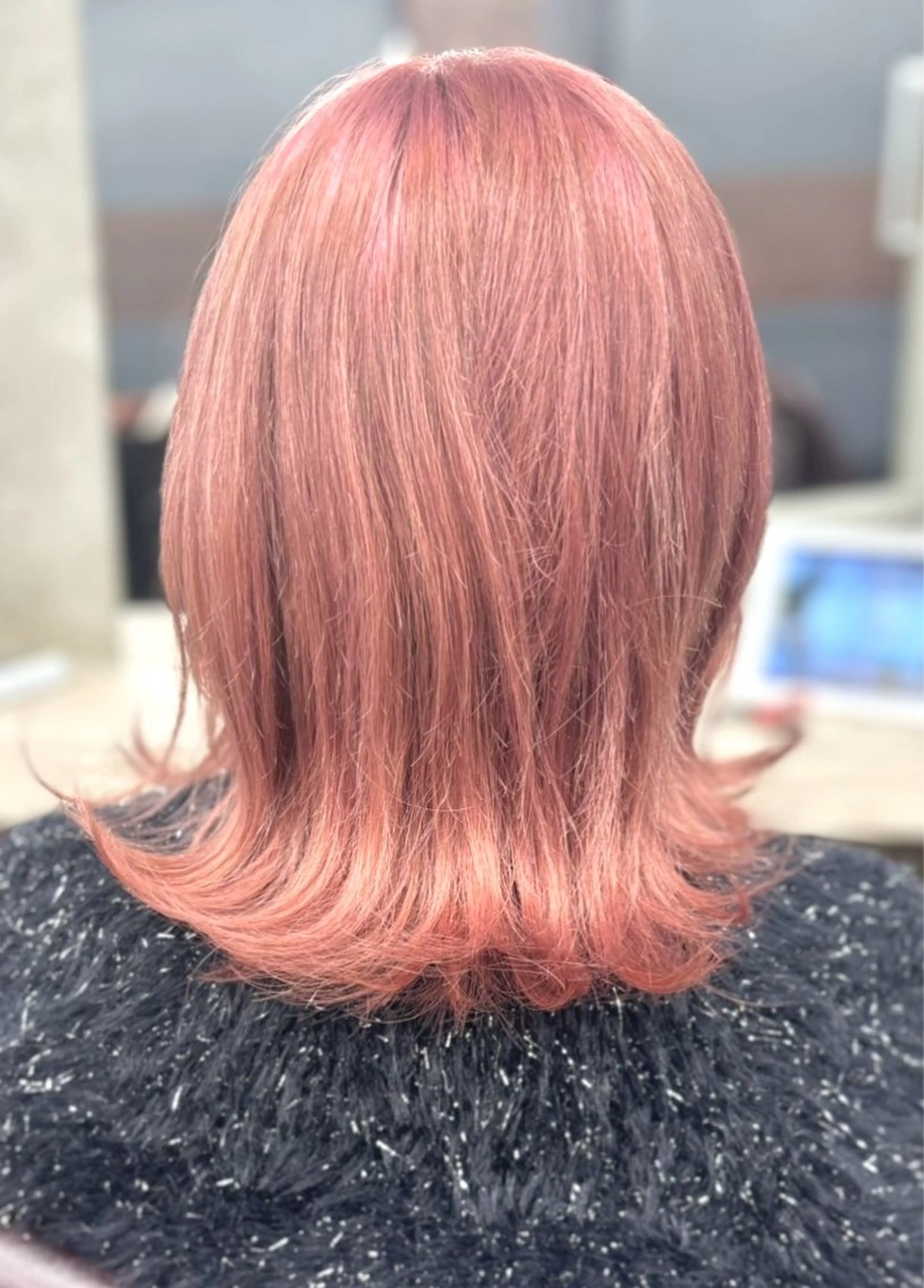 ミディアム カラー ヘアカラー トリートメント 🖤 tsubura🖤のヘアスタイル