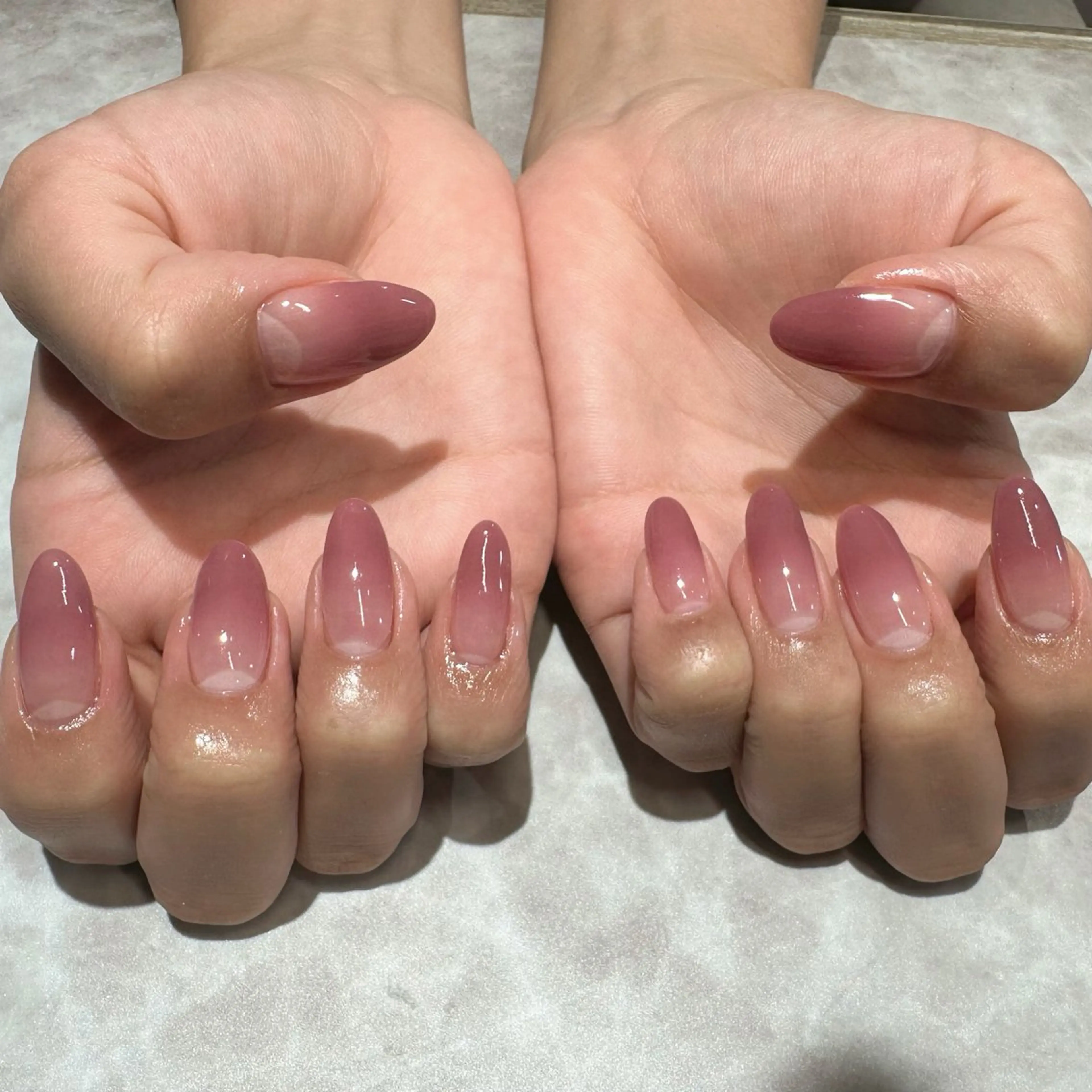 ネイル グラデーション erinca nail所属・圦本 有紀のネイルデザイン
