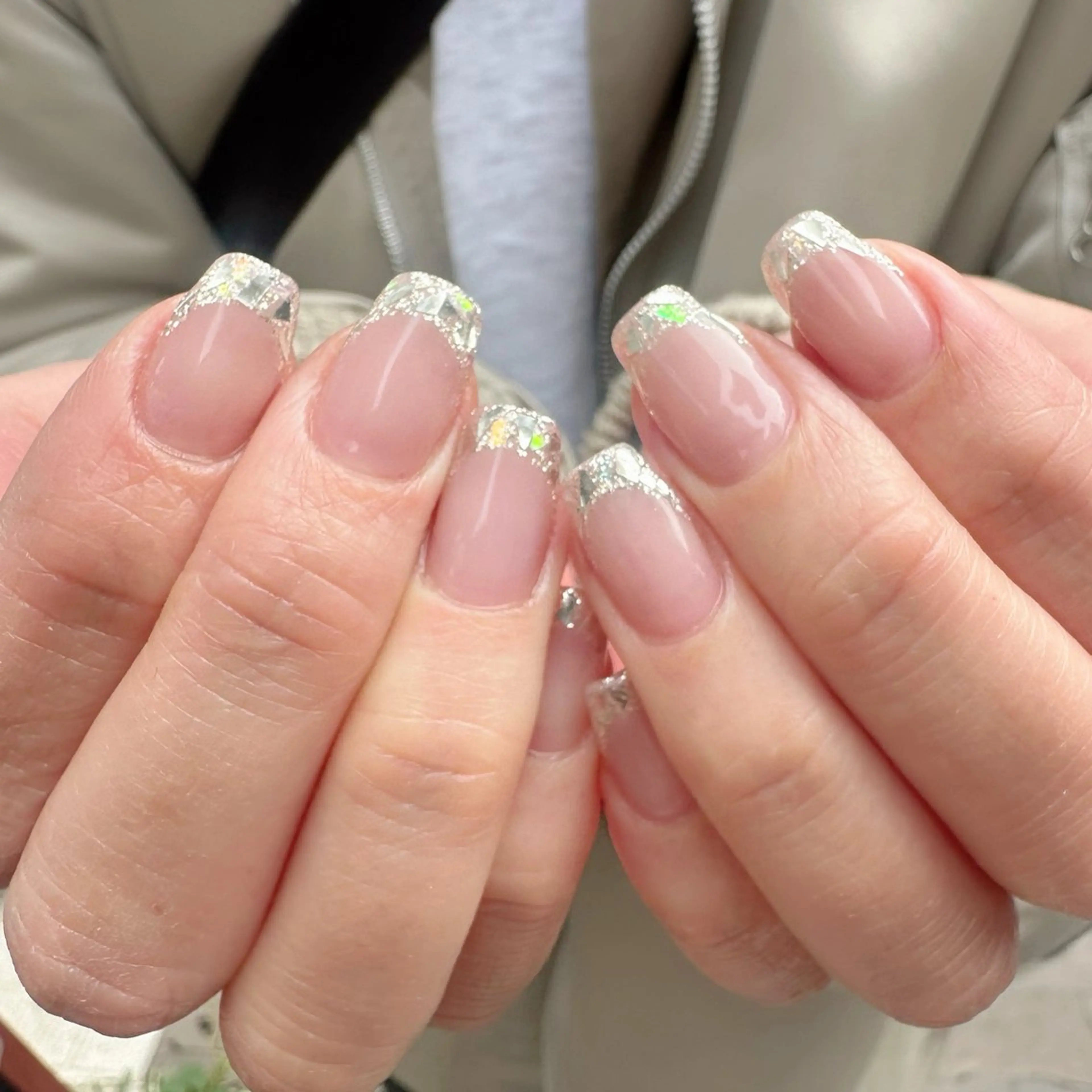 ネイル オーロラネイル フレンチネイル ガラスフレンチ 氷ネイル・うるうるネイル 韓国ネイル 🪞KAPE NAIL 🪞のネイルデザイン
