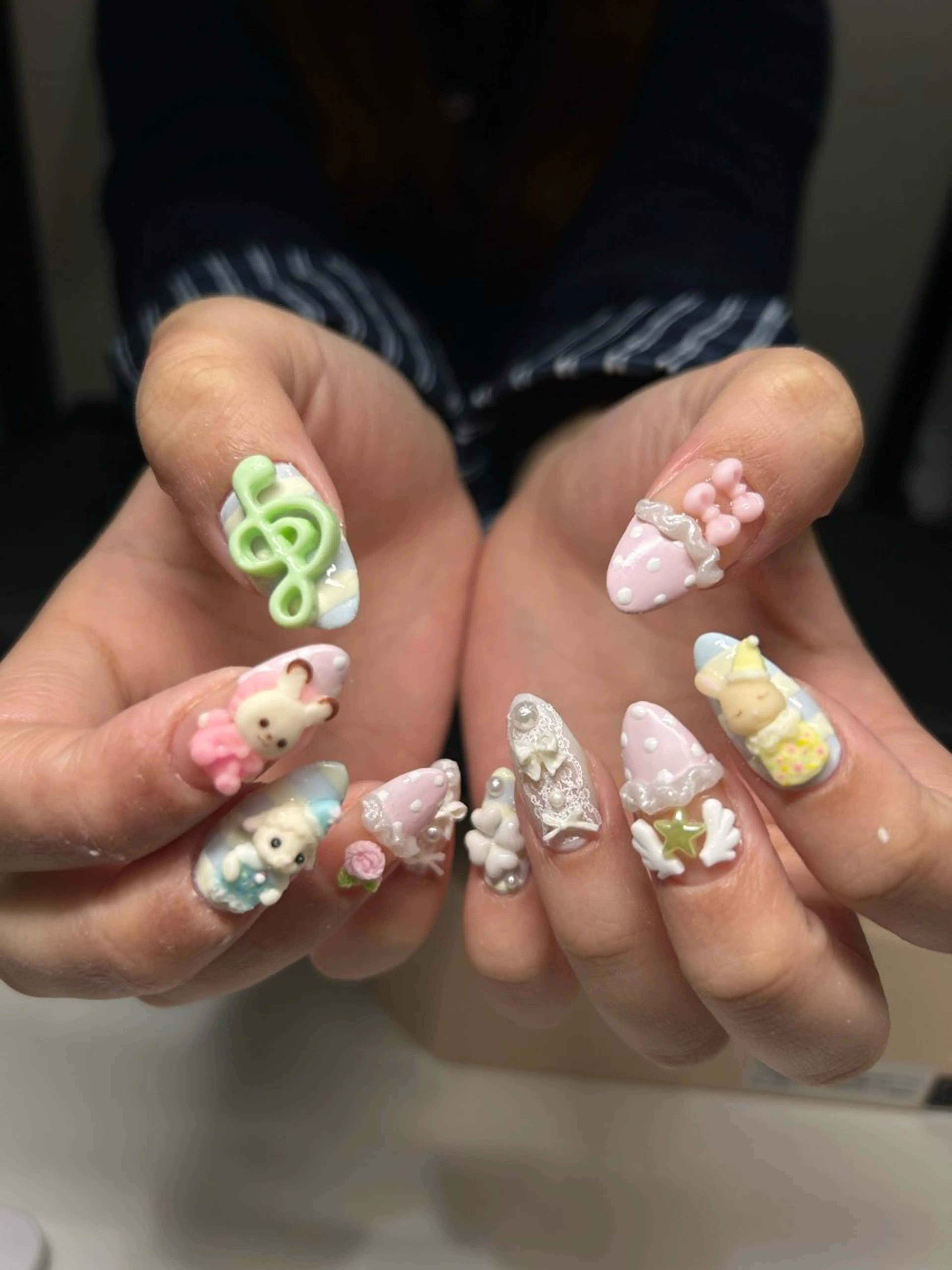 ネイル 持ち込み Yuni.所属・sakae yurinaのネイルデザイン