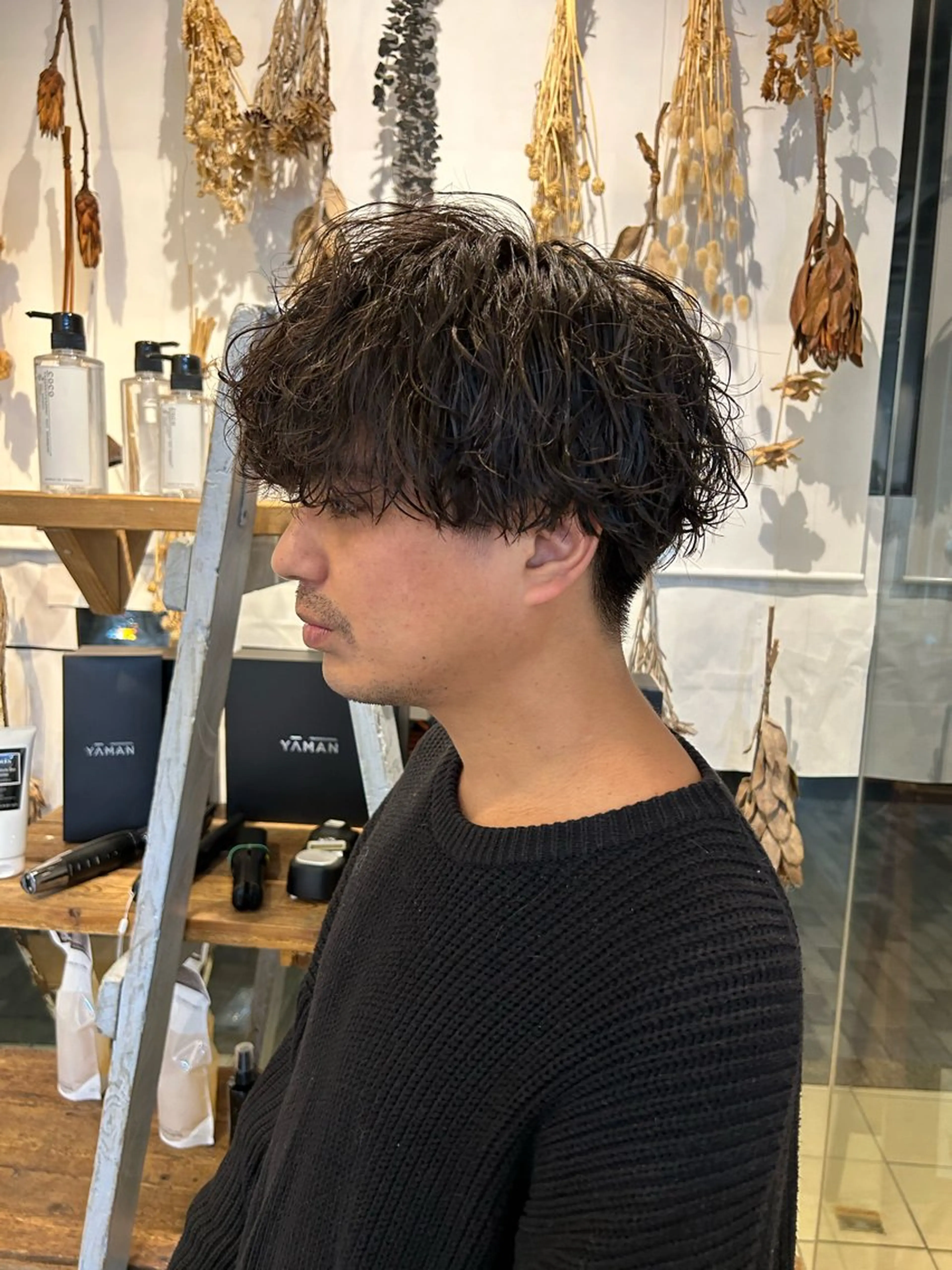 メンズ メンズ韓国風 マッシュ メンズパーマ 波巻きパーマ カット ヘッドスパ Cocorokara所属・佐藤 良祐のヘアスタイル