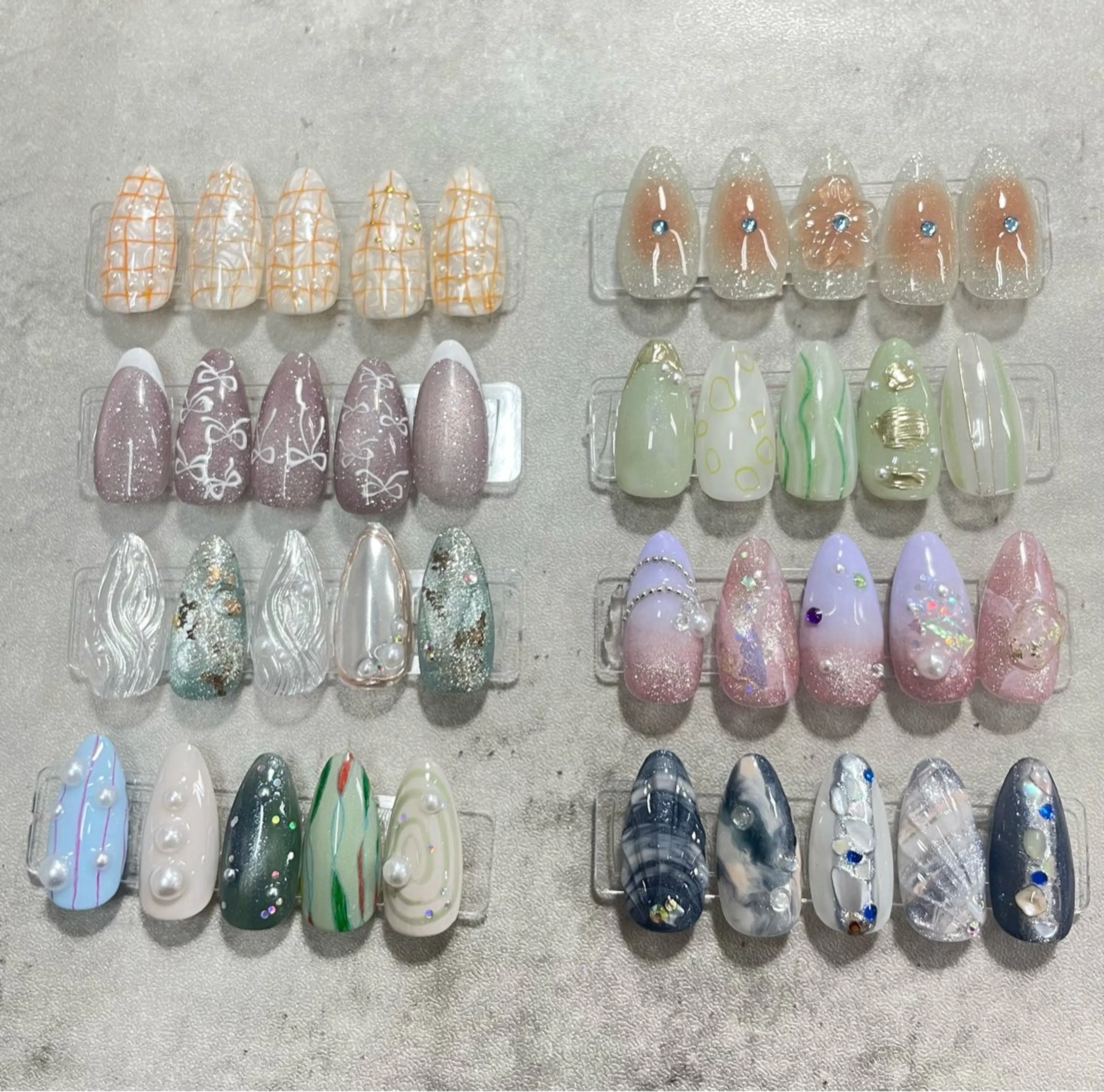 【オフなし】8月定額アート🫧の写真