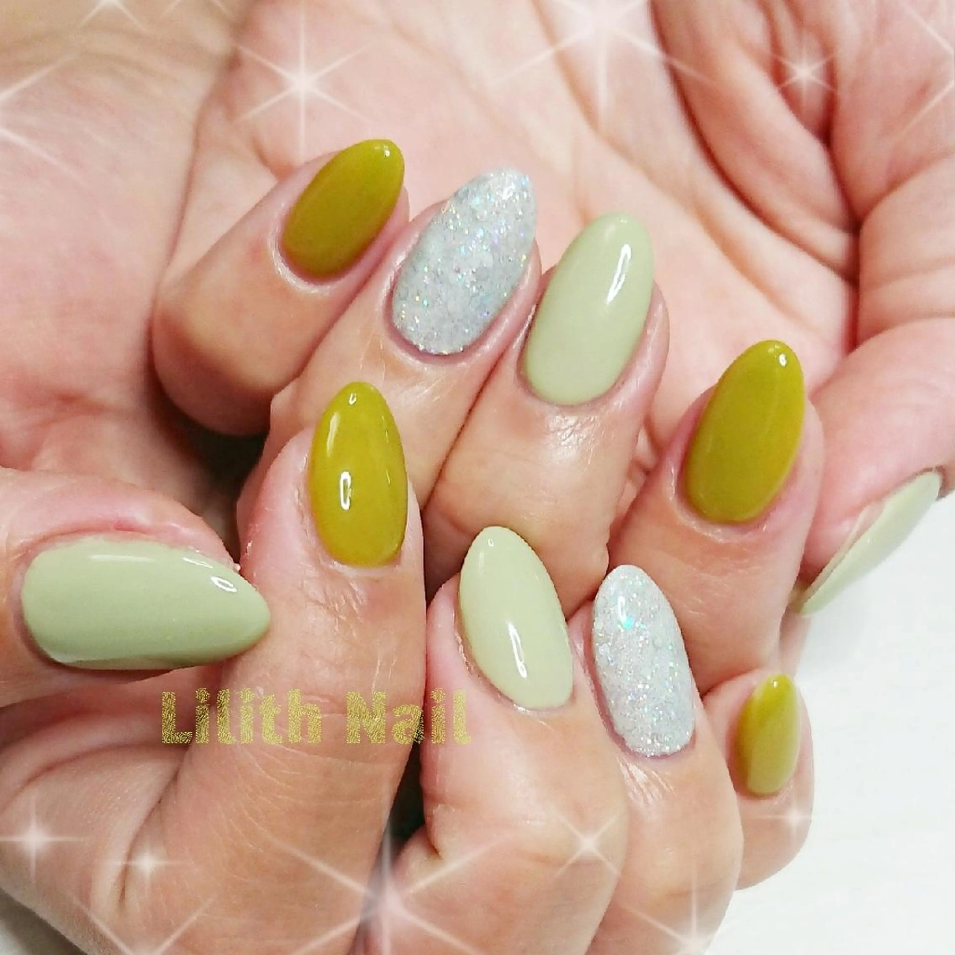 ネイル グリーン ピスタチオネイル ハンドネイル Lilith Nailのネイルデザイン