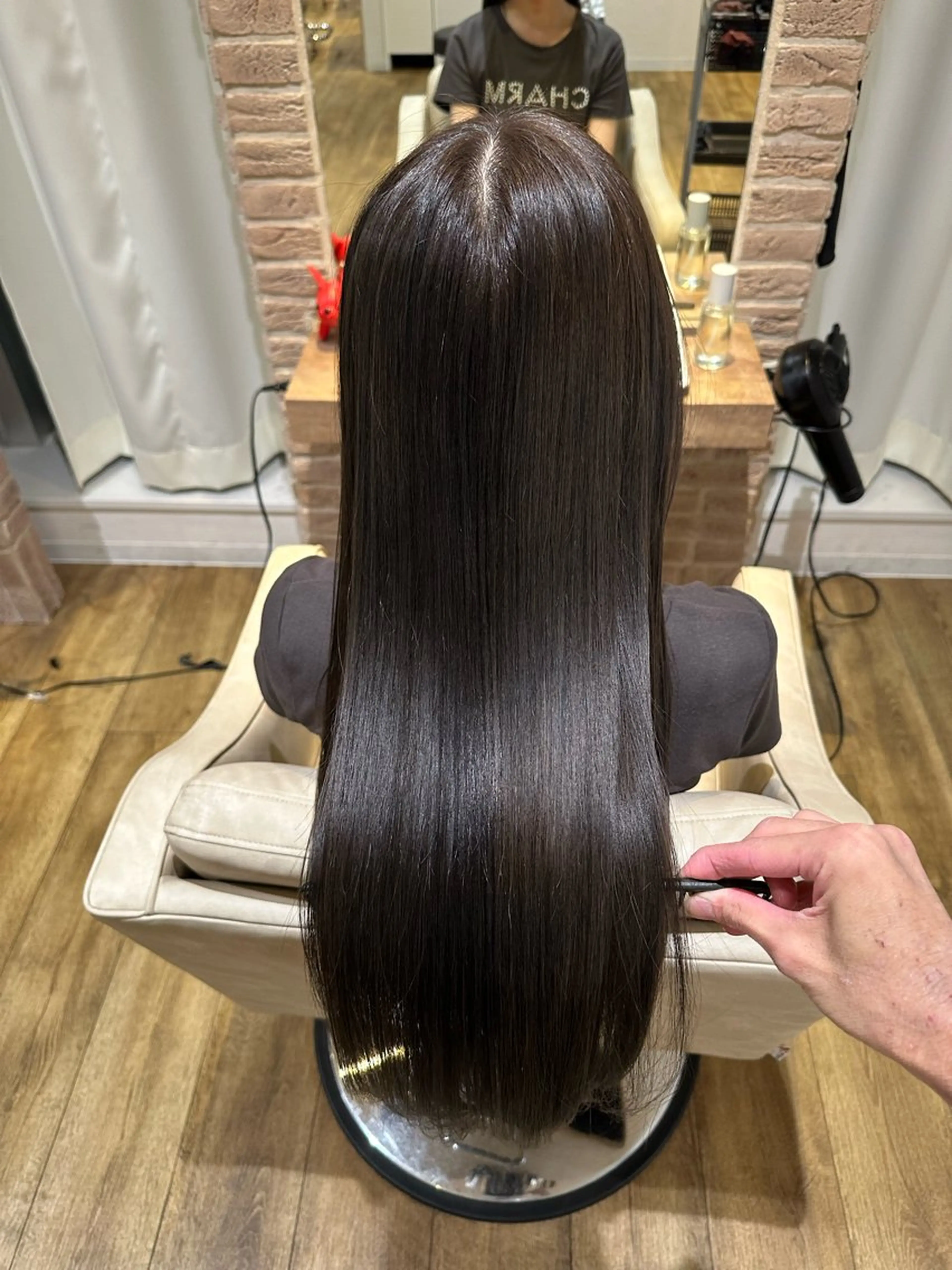 ロング 縮毛矯正 ACRO梅田【アクロ】所属・朝が楽になる縮毛矯正 顔周りカットU24のヘアスタイル