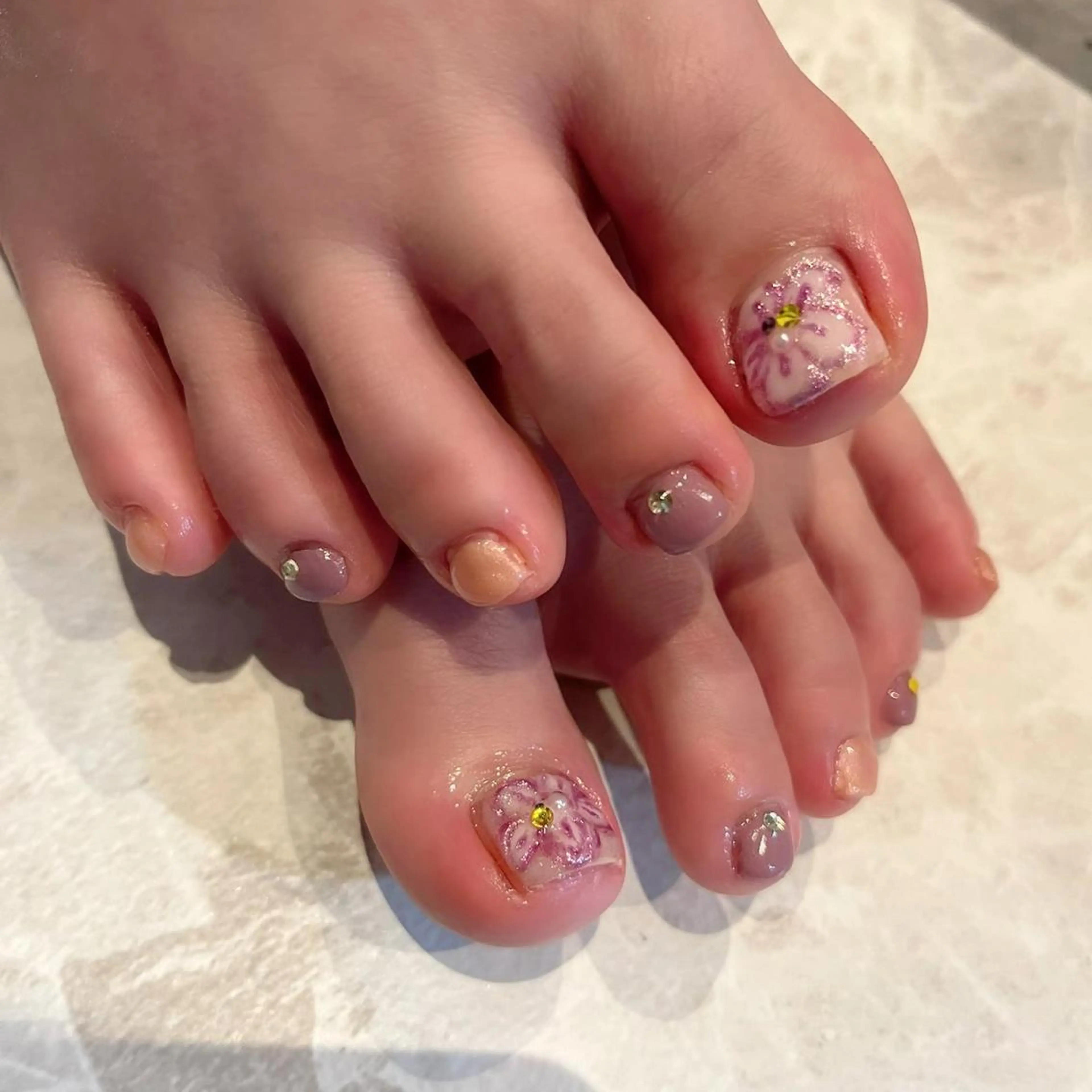 ネイル ALL by One'Ness所属・オールバイ ワンネスのネイルデザイン