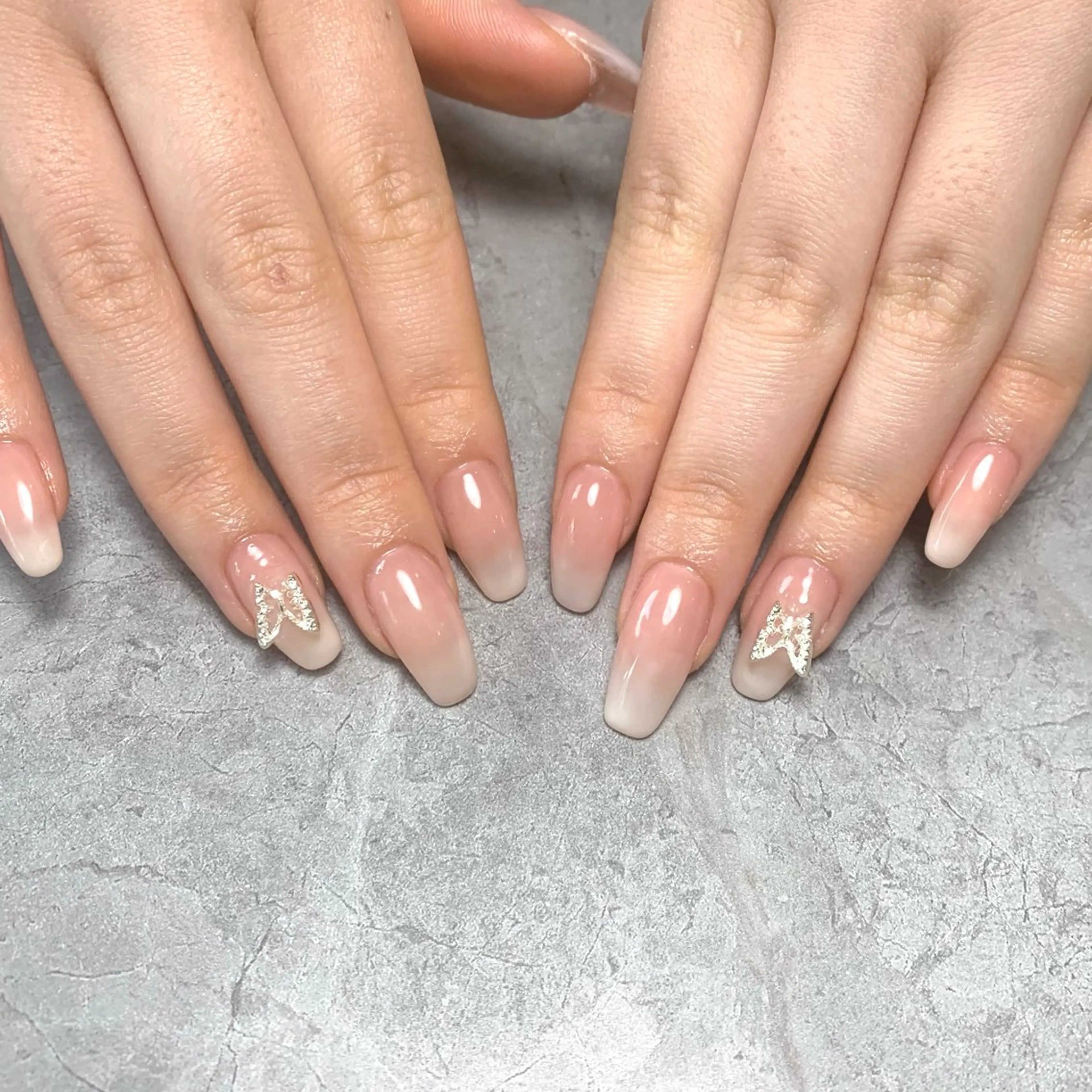 ネイル キラキラネイル 韓国ネイル ワンホンネイル ハンドネイル Nail Salon Lillion【リリオン】所属・lillion karenのネイルデザイン