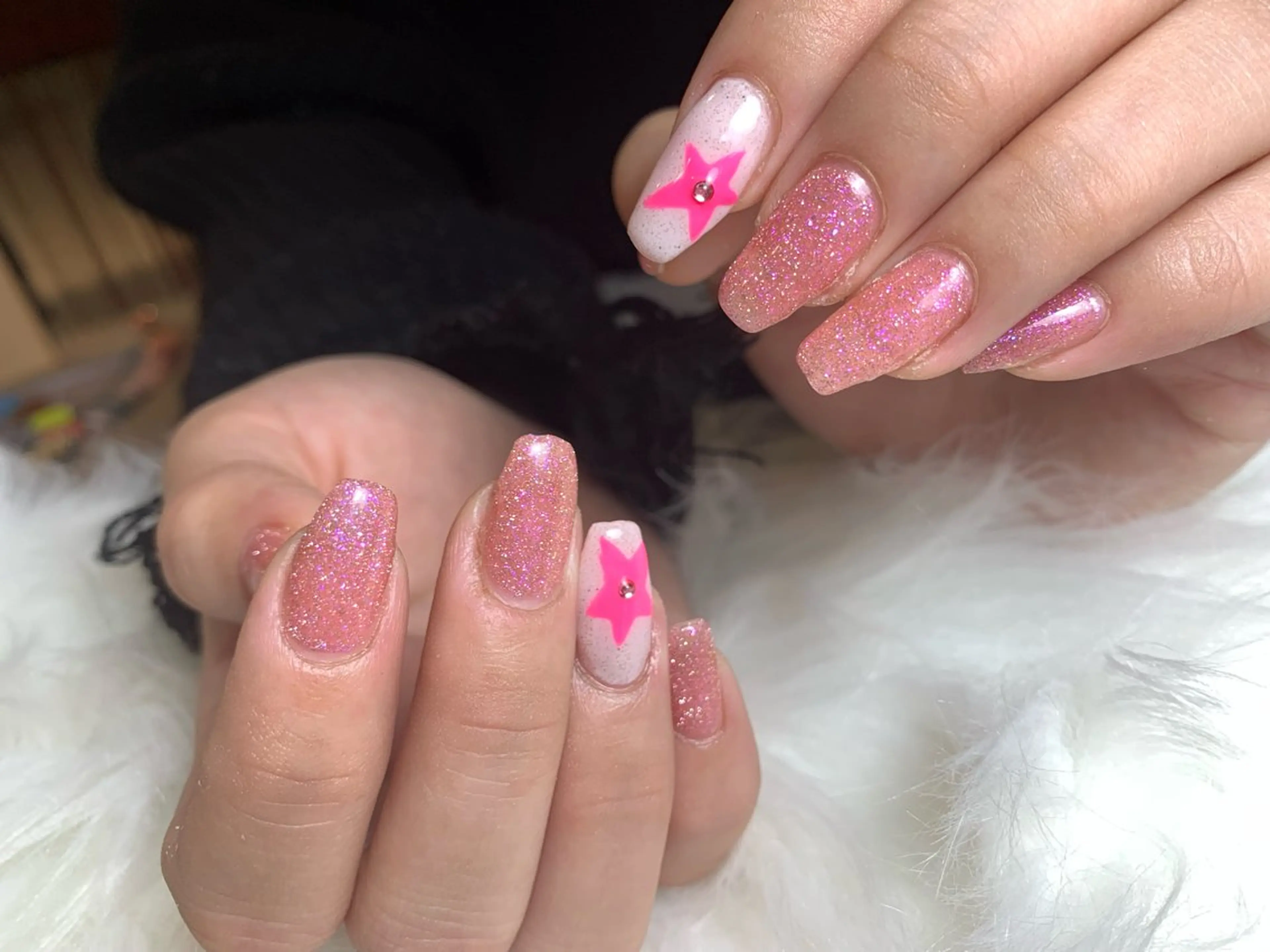 ミディアム NAIL SALON FLOR所属・キラキラネイル/ 韓国ネイルMAKIのネイルデザイン