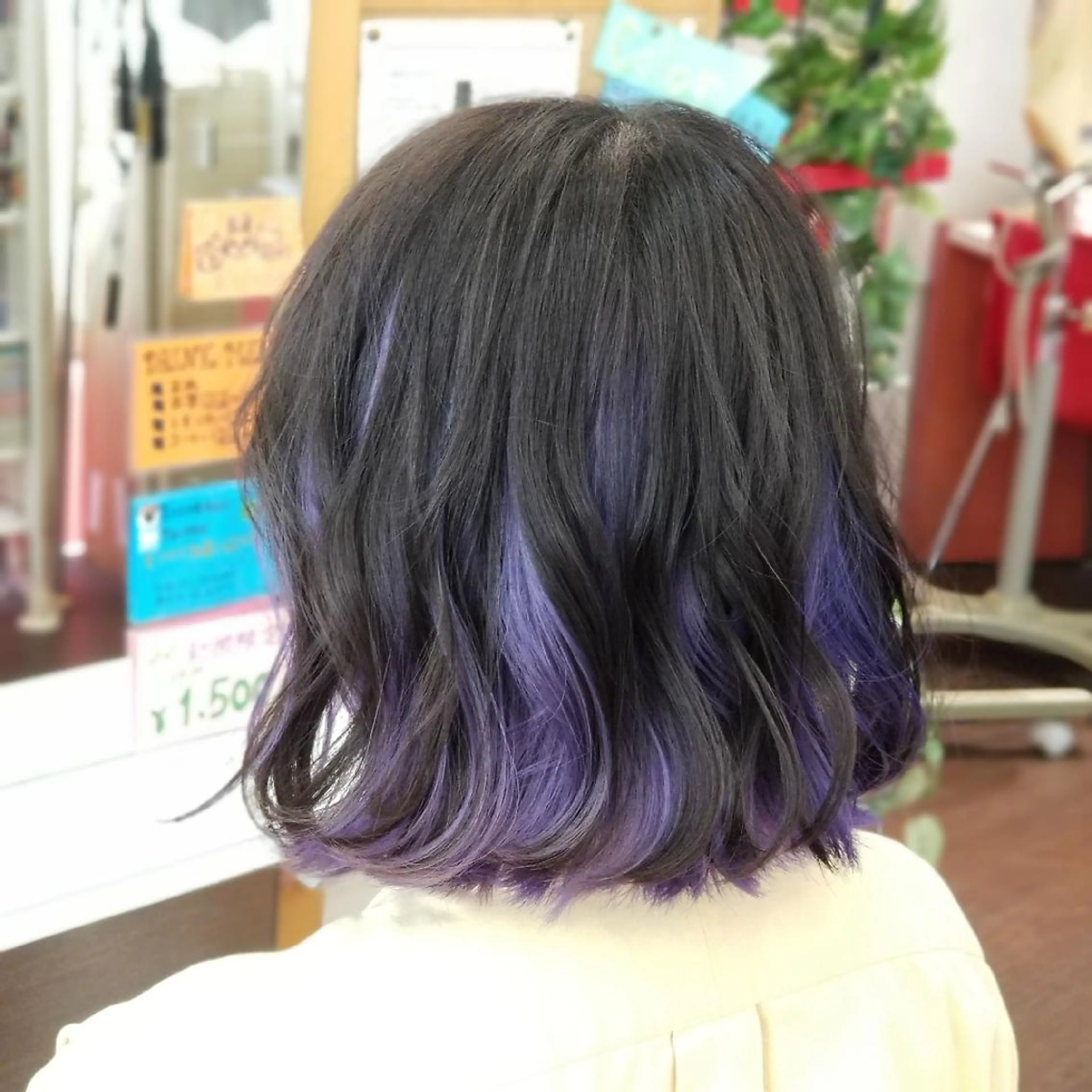 ミディアム カラー ブリーチ ブルーカラー ブルーバイオレット バイオレットカラー ヘアカラー 植田 修平/エクステ /髪質改善カラーのヘアスタイル