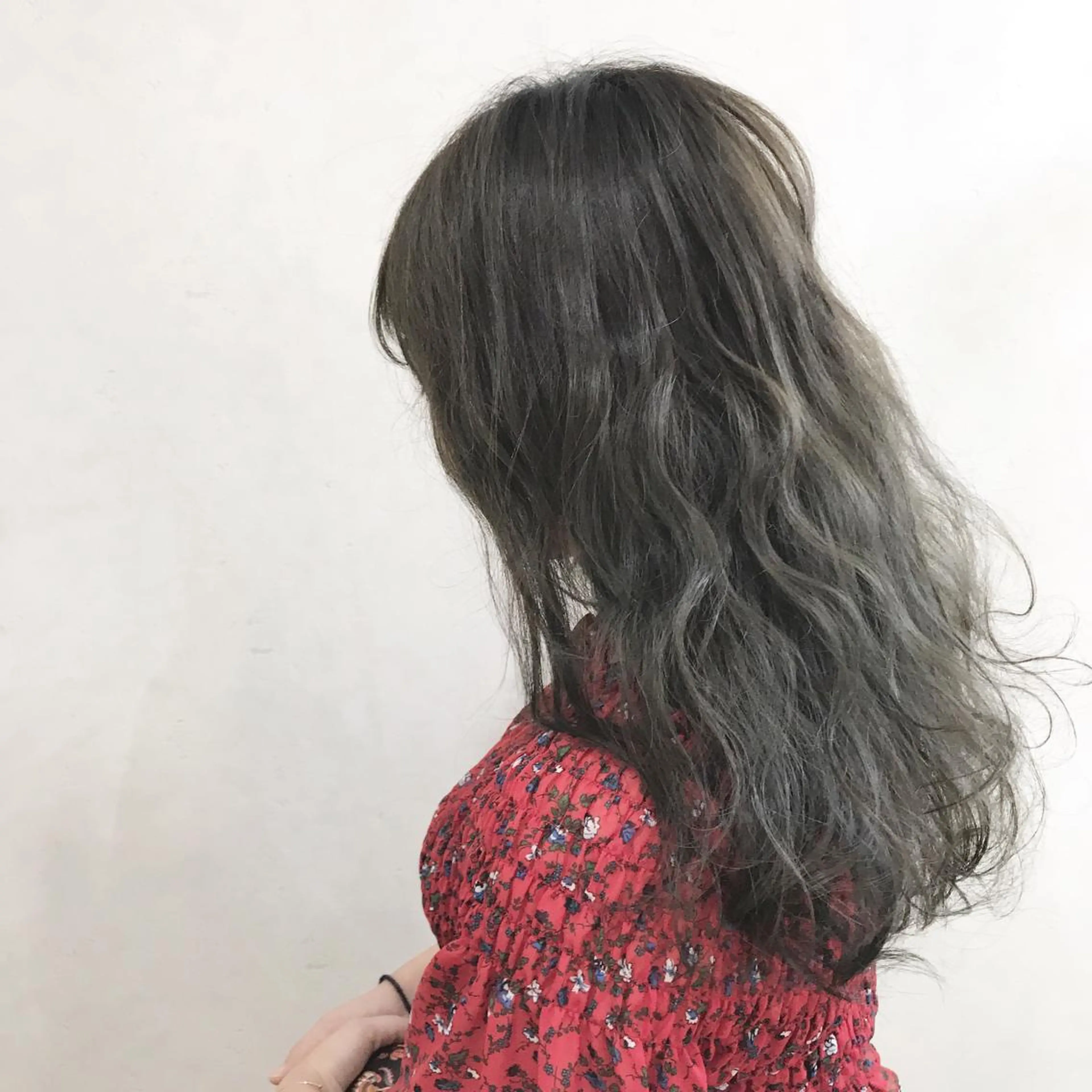 ロング カラー アッシュ ラベンダーカラー ラベンダーアッシュ ヘアカラー トリートメント 💎髪質改善💎 デザイナーshinのヘアスタイル