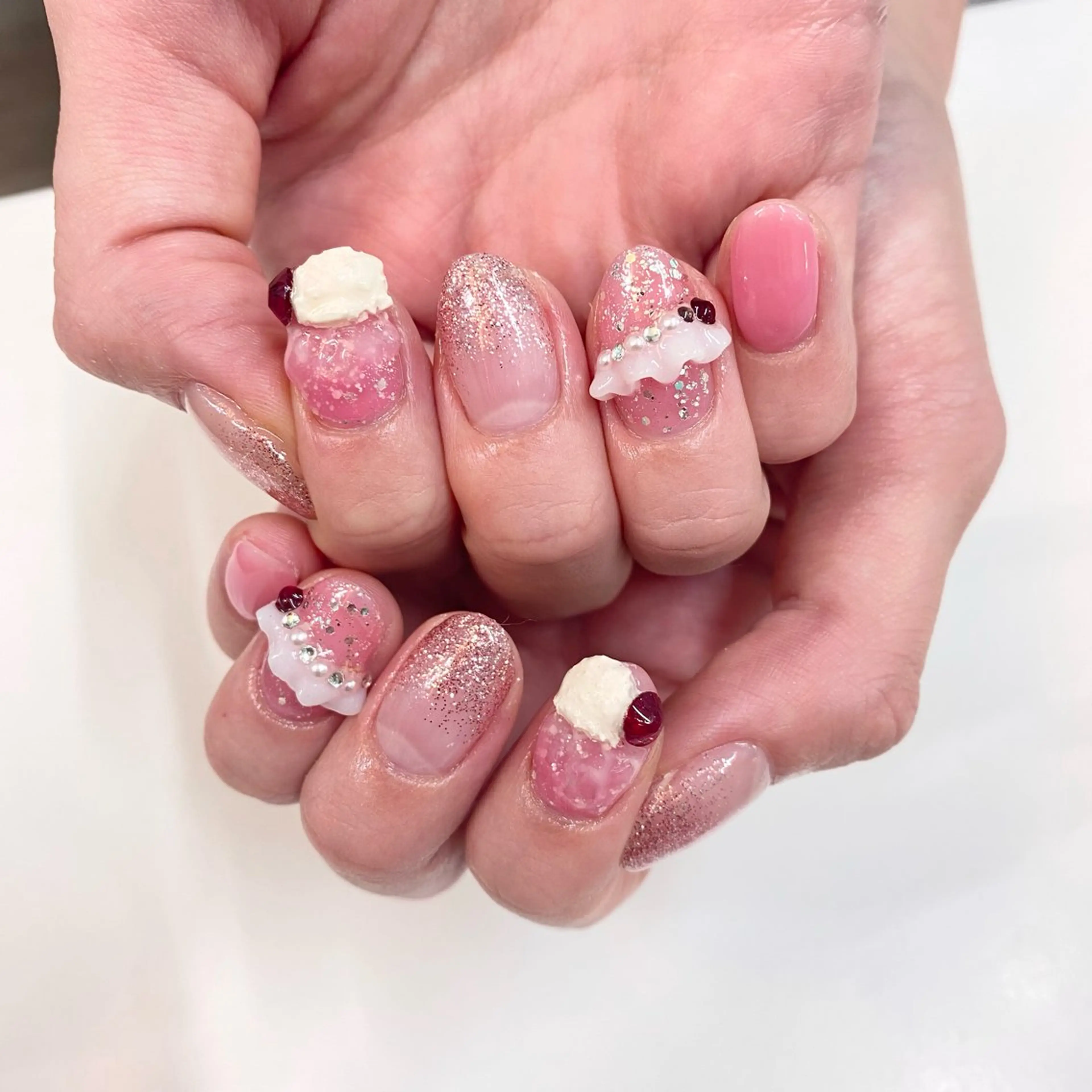 ネイル Kira-ra所属・Kira-ra💎 KIRARIのネイルデザイン