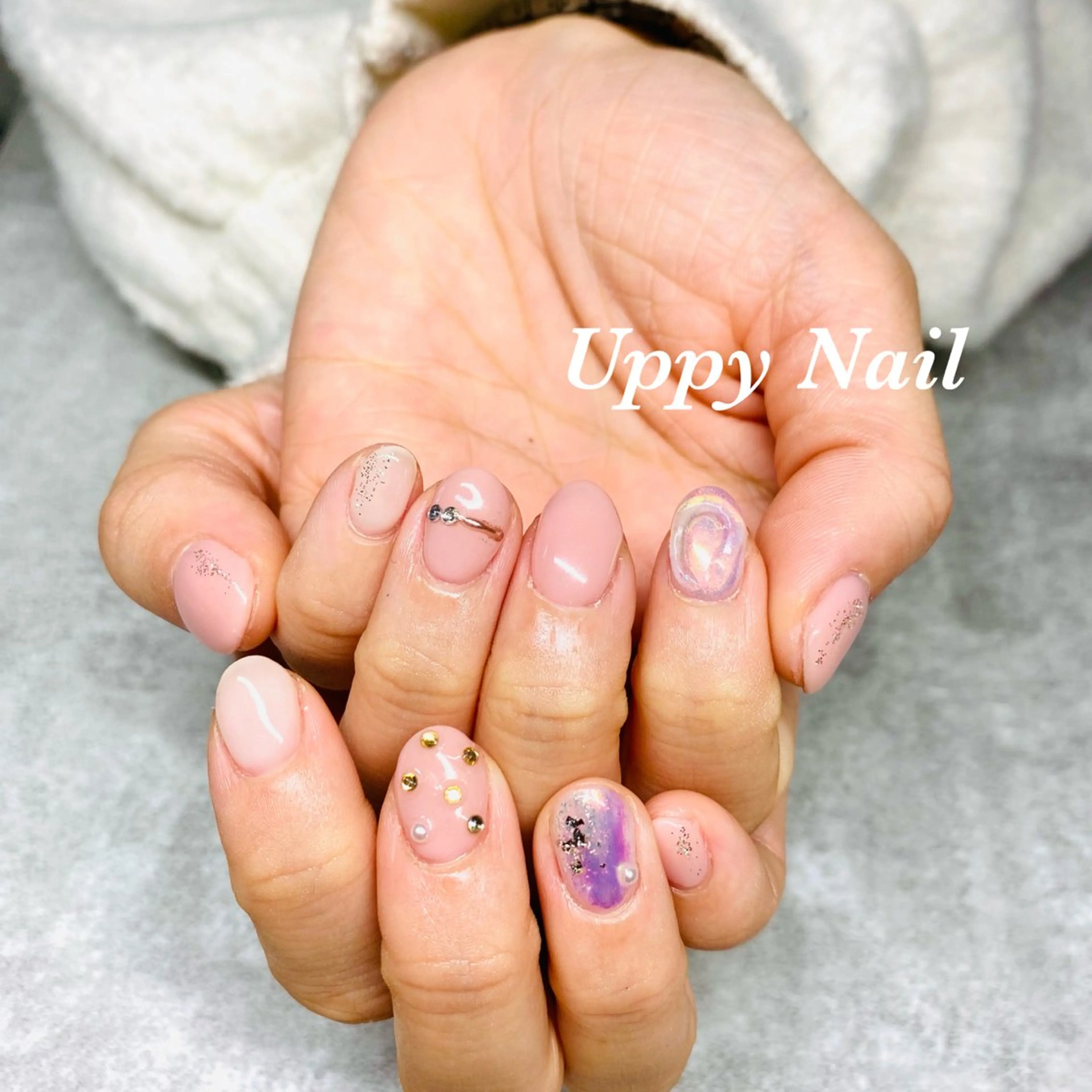 ネイル オーロラネイル ぷっくりネイル ハンドネイル Uppy Nail ukyoのネイルデザイン