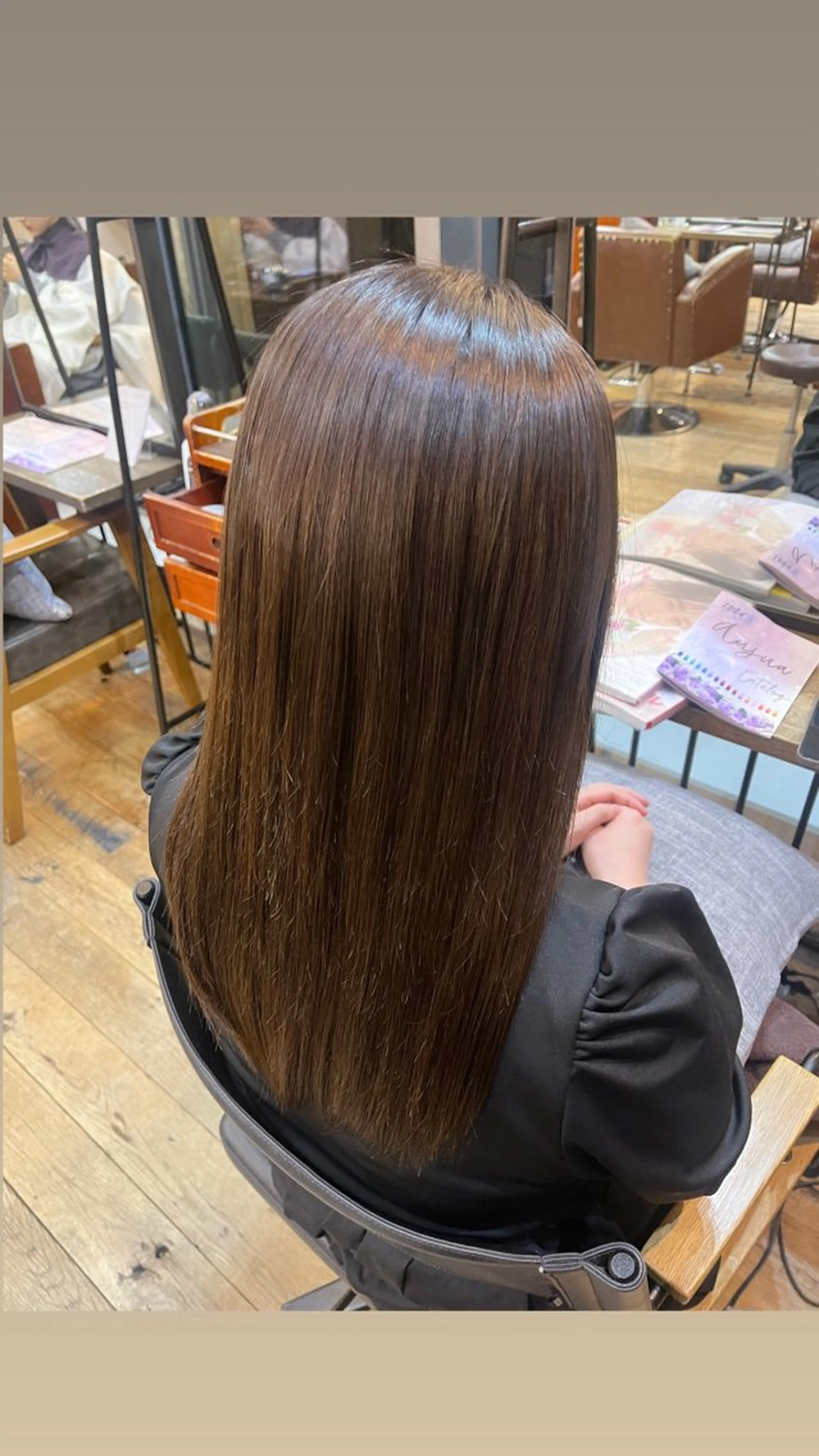 カラー ブラウンカラー ヘアカラー トリートメント 東 茉央のヘアスタイル